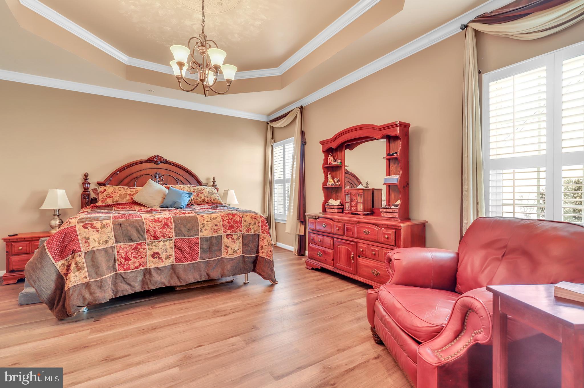 SIGNATURE CLUB AT GREENVIEW - Residential