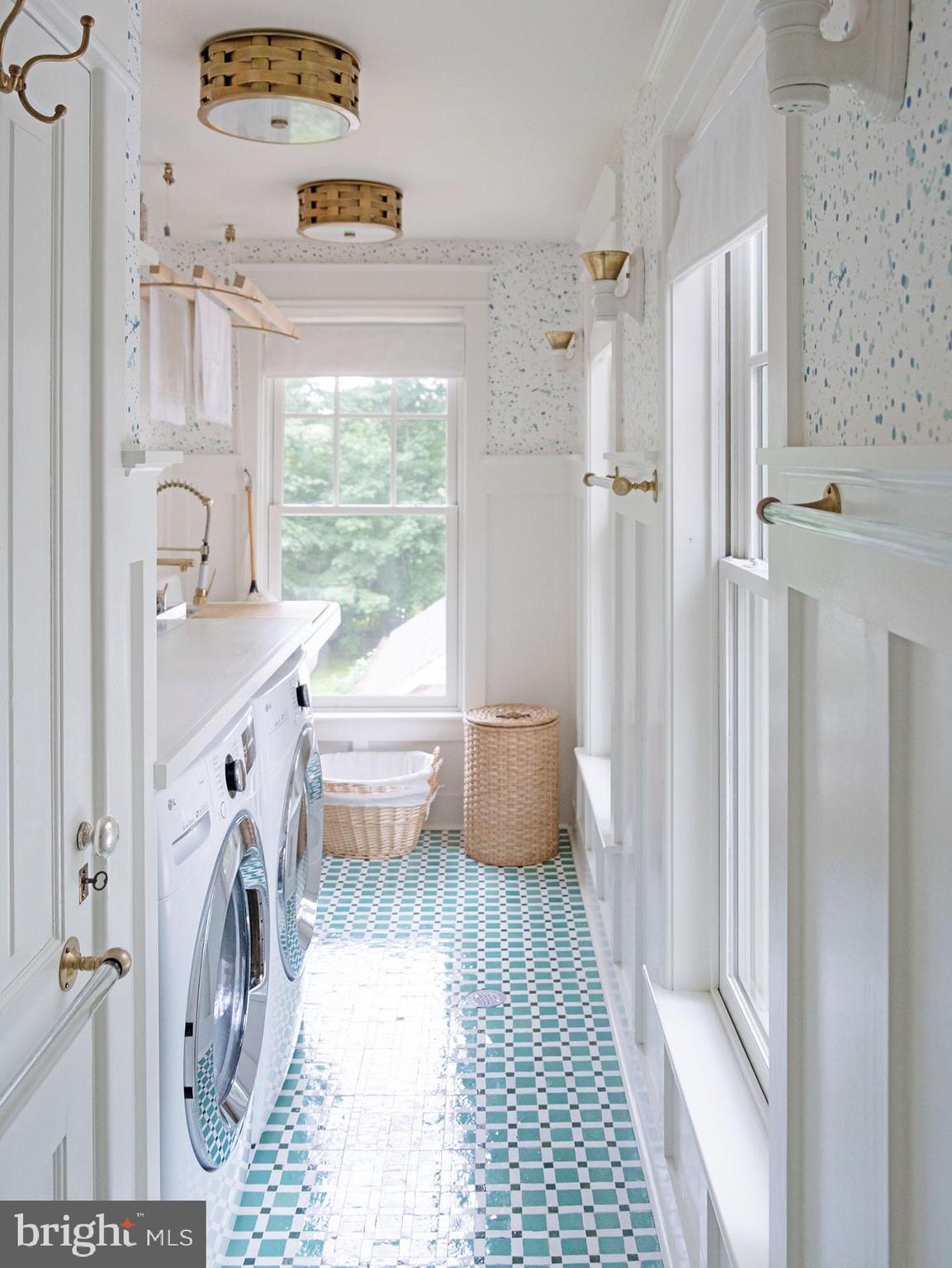 NORTH WAYNE - Residential