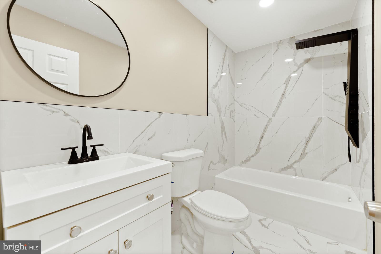 WEST OAK LANE - Residential