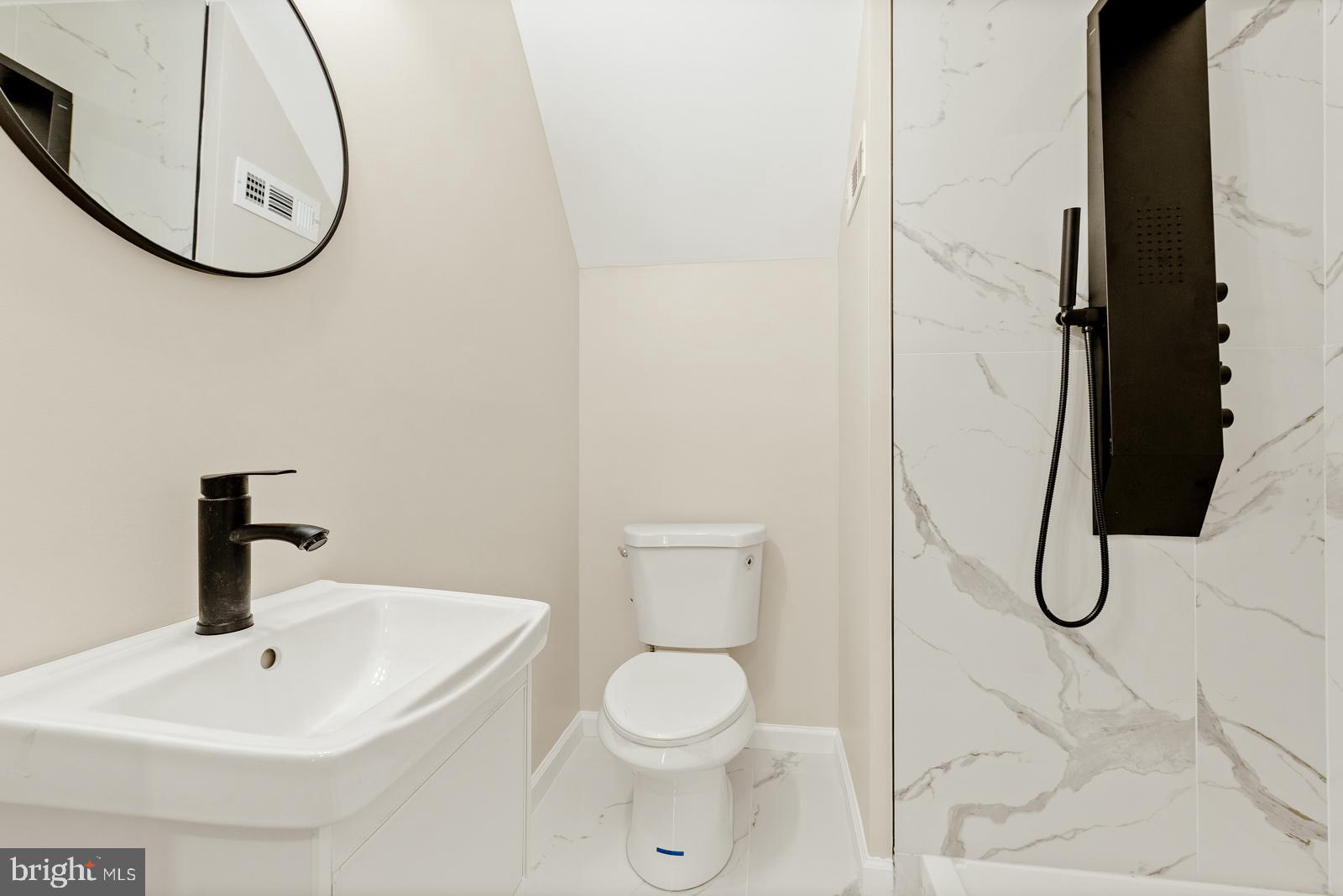 WEST OAK LANE - Residential