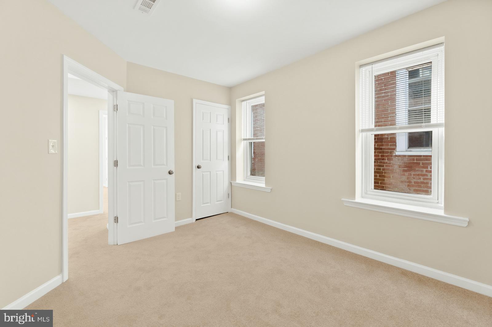 WEST OAK LANE - Residential