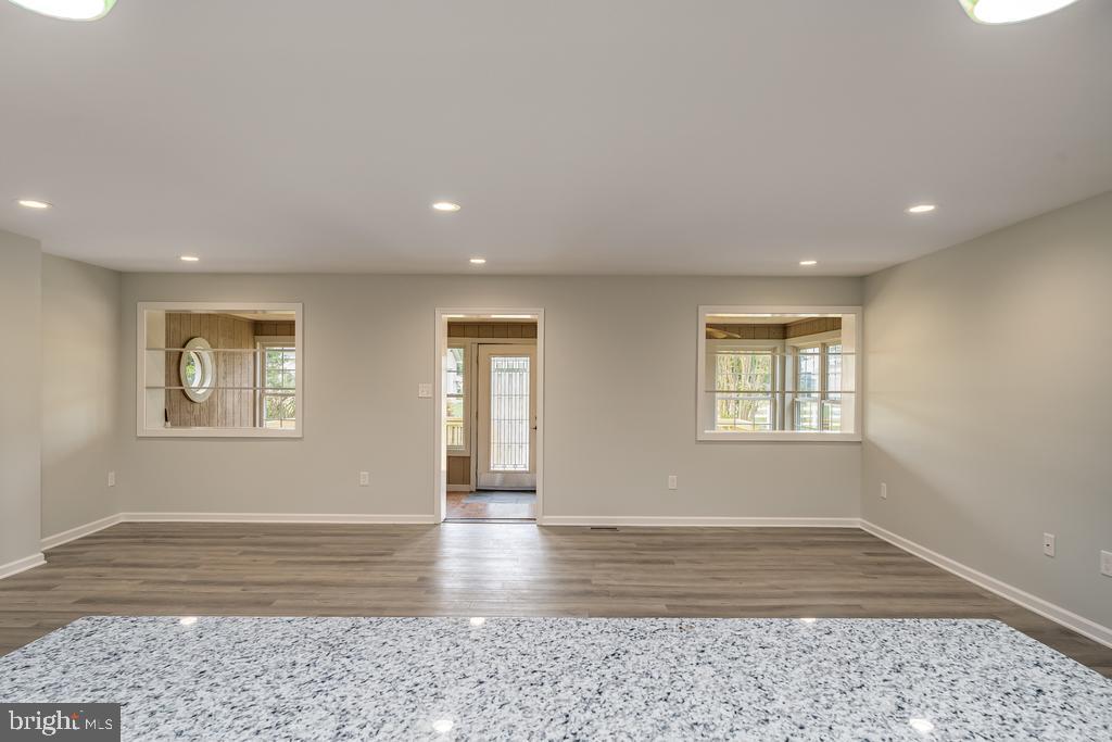 POTOMAC SHORES - Residential