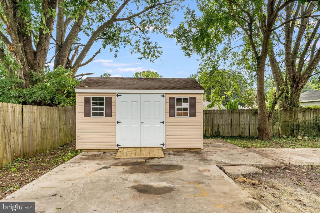 POTOMAC SHORES - Residential