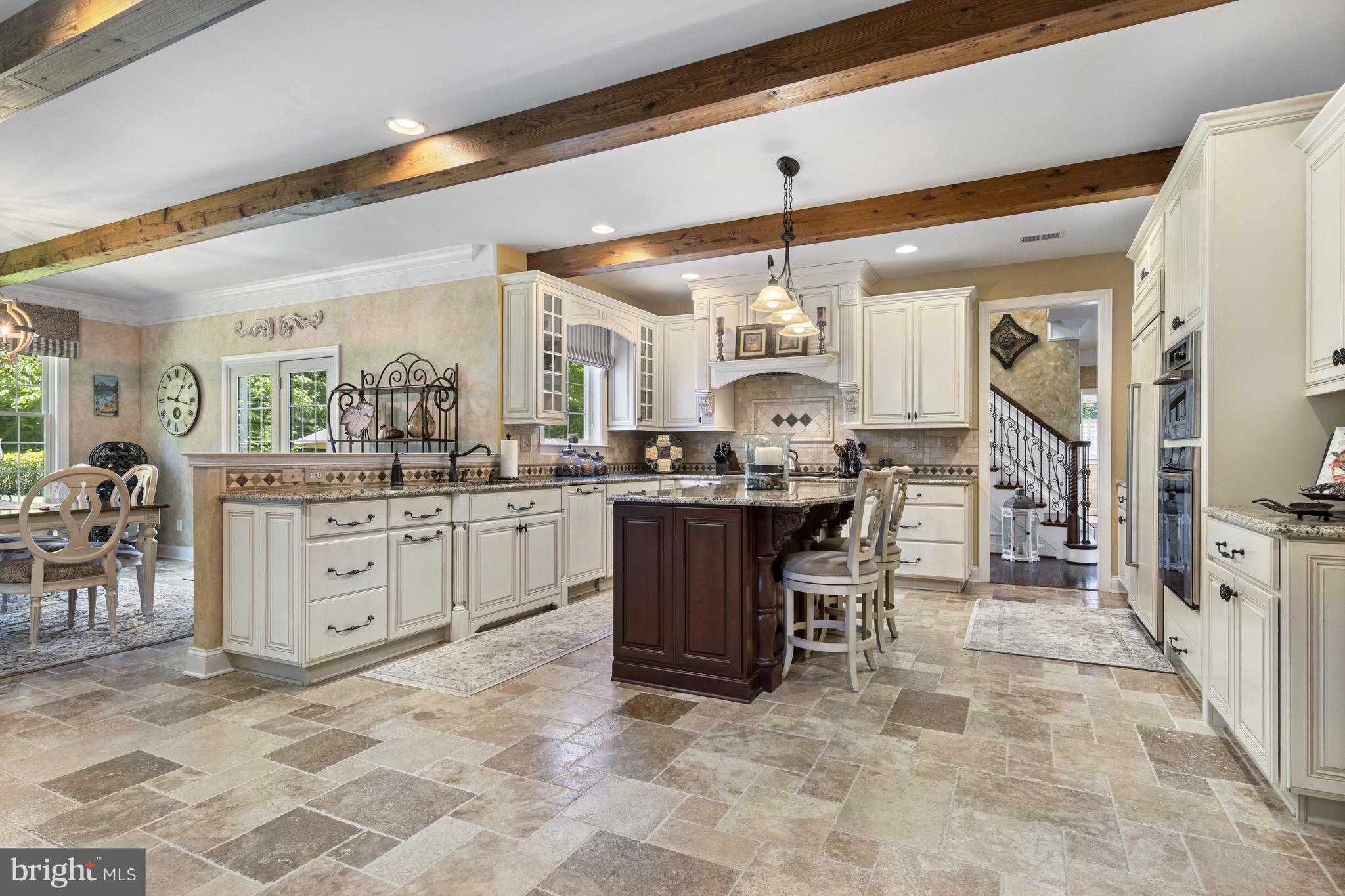 NIVIN VIEW - Residential