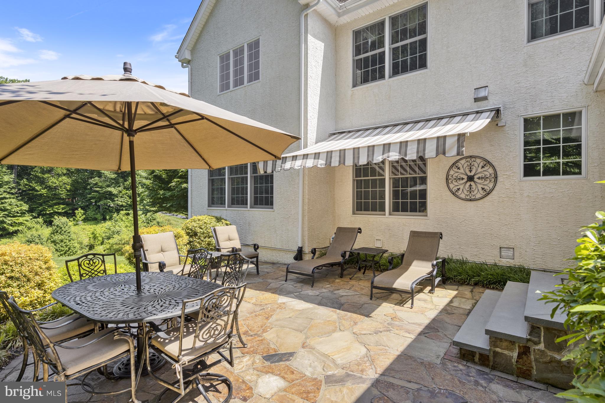 NIVIN VIEW - Residential