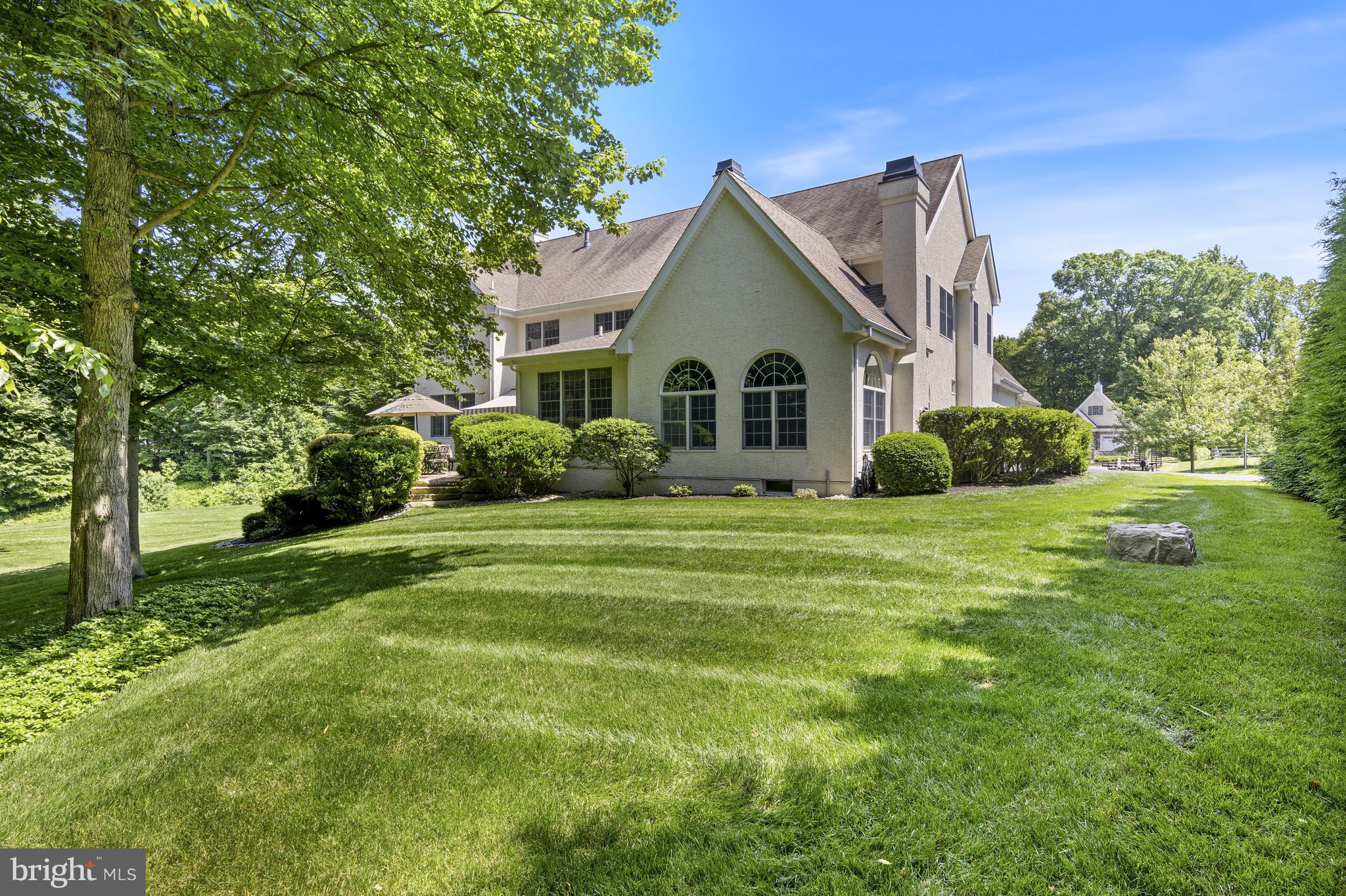 NIVIN VIEW - Residential