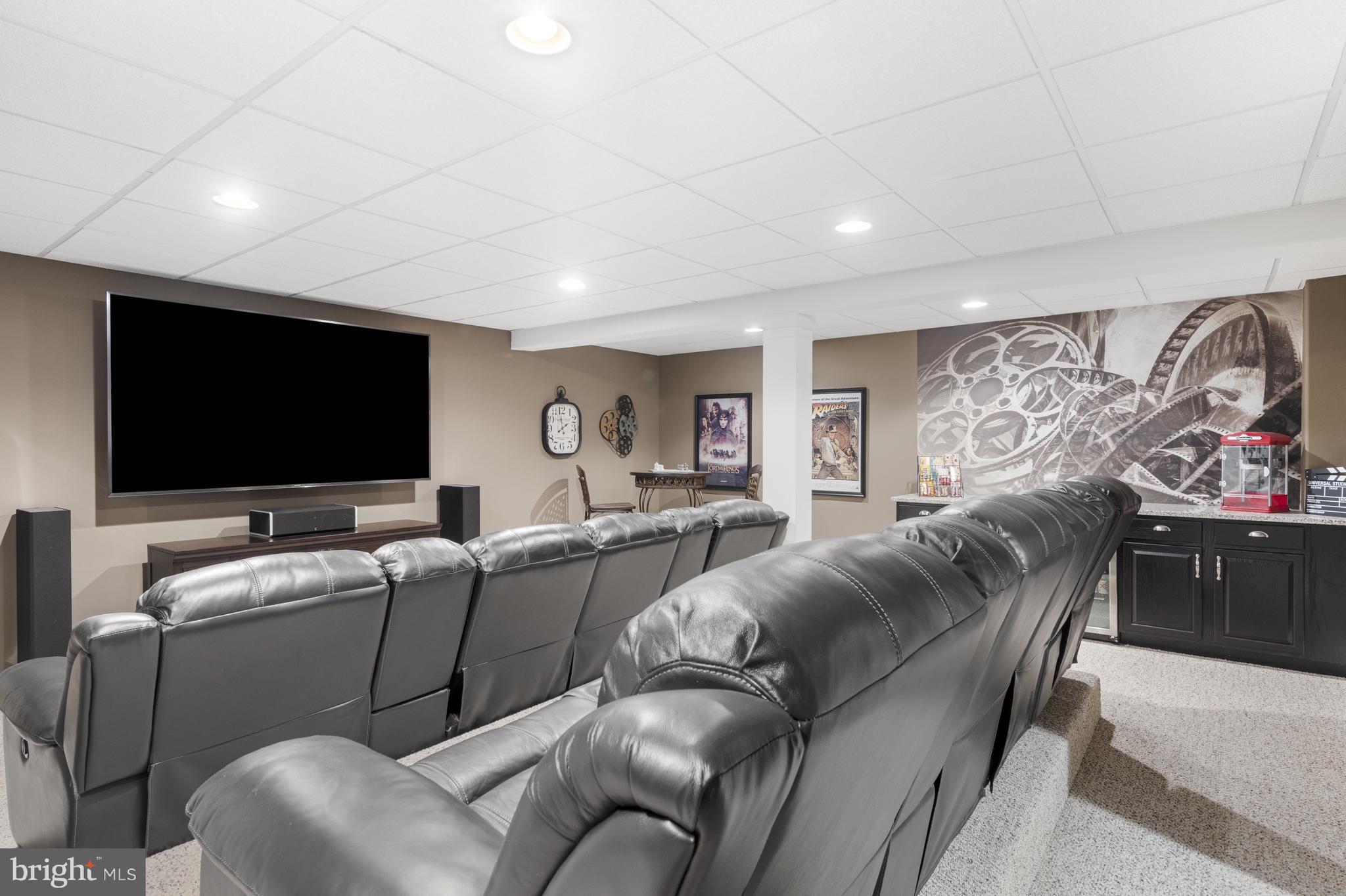 NIVIN VIEW - Residential