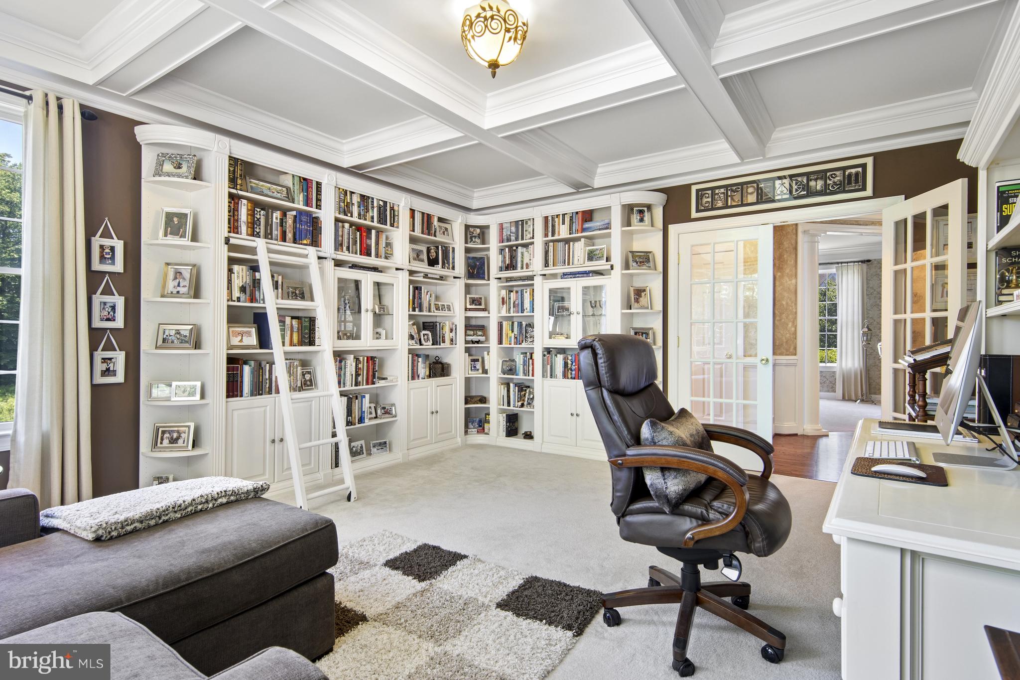 NIVIN VIEW - Residential