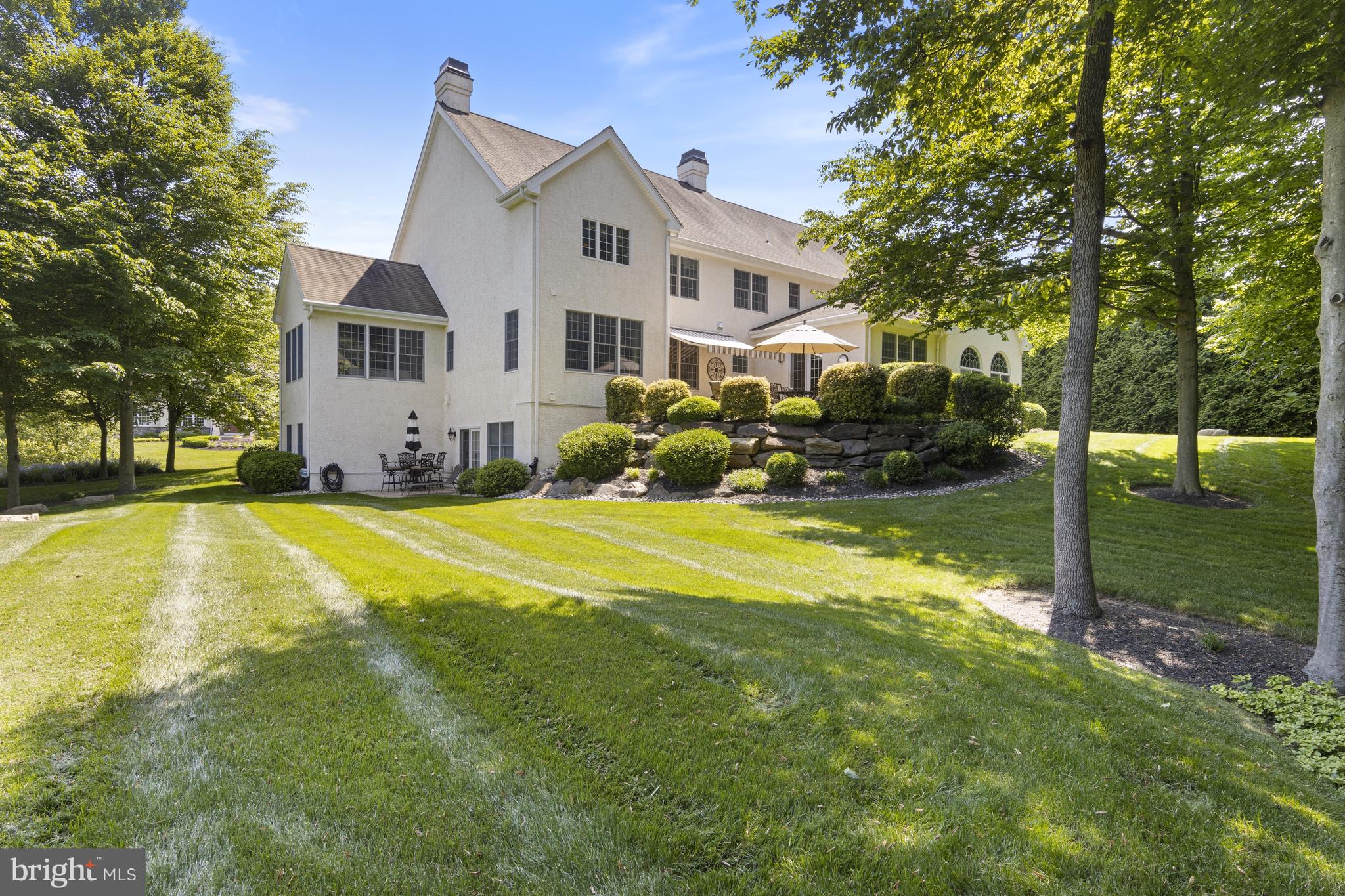 NIVIN VIEW - Residential