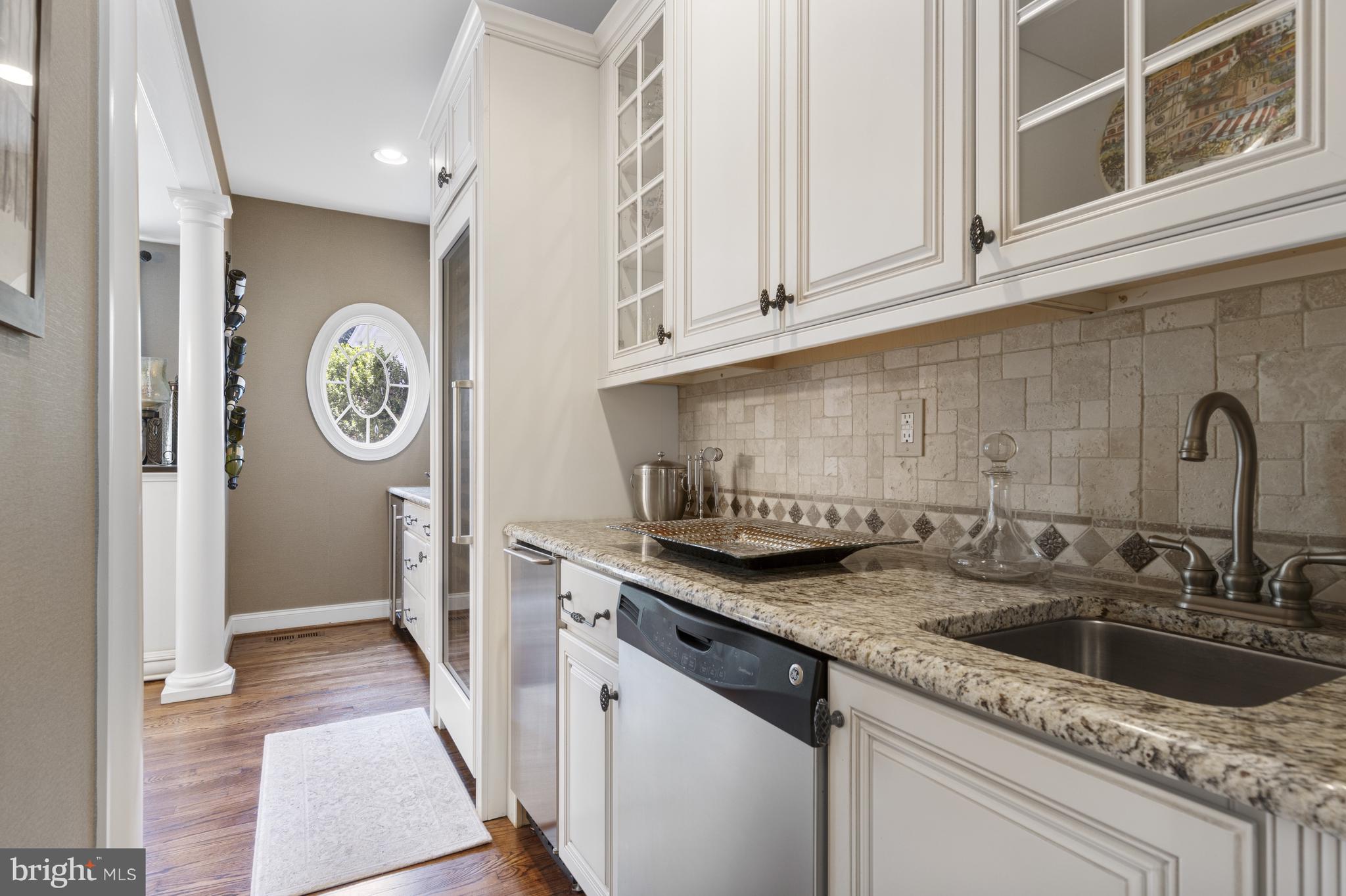 NIVIN VIEW - Residential