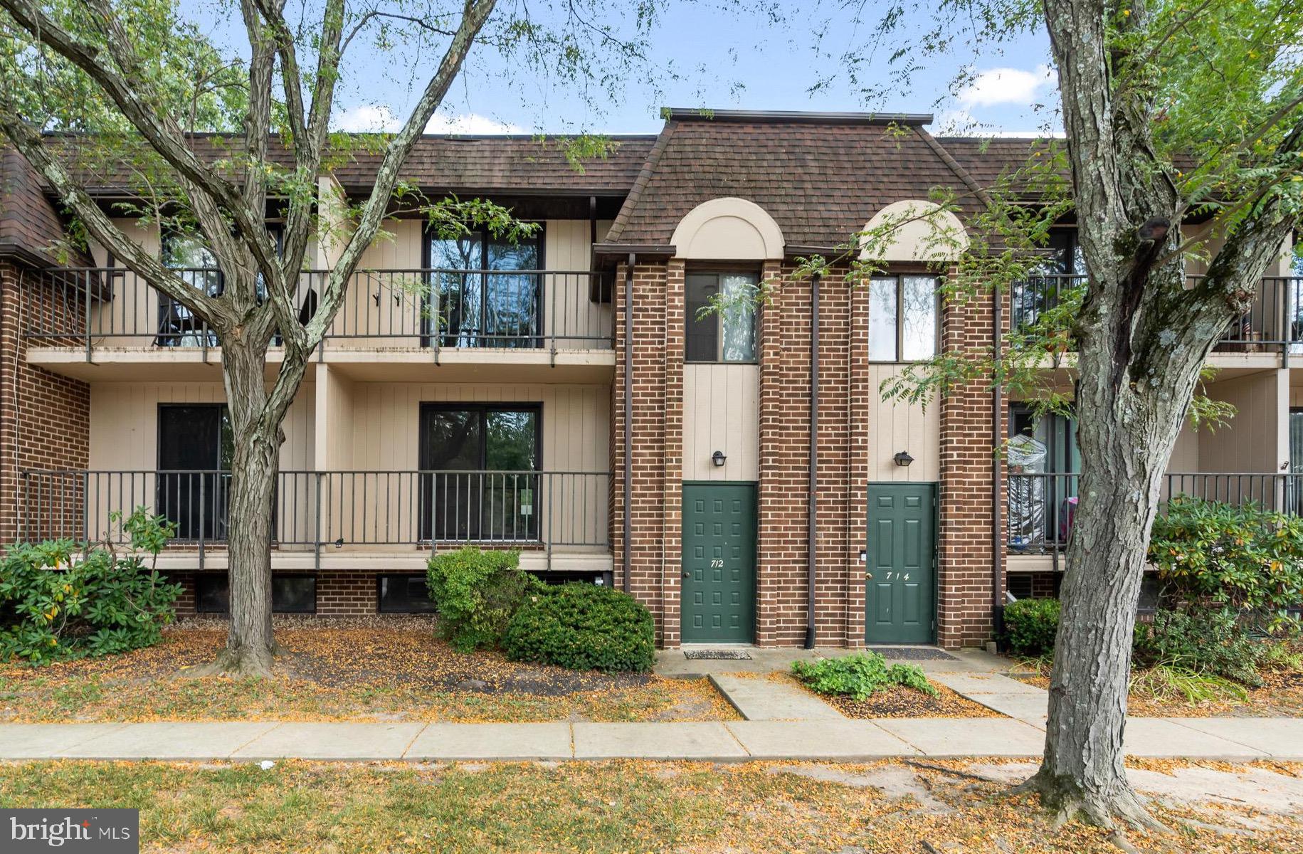 The new owners of this 2 bedroom, 1 bathroom condo in Putnam Village will not only enjoy a space with recent updates, but also the community pool and clubhouse amenities for swimming and entertaining. Located in the well regarded Wallingford School District, Putnam Village is located near major highways for easy commuting to the city and beaches of New Jersey & Delaware. Entering into the unit, a combined living and dining space with newer carpet creates openness and an easy flow between rooms. Newer sliding doors with double locks lead to a balcony where you can enjoy fresh air on a sunny day. The updated kitchen has white cabinets and appliances (including a brand new dishwasher), electric cooking and storage in the peninsula. Down the hallway, an updated full bathroom (with newer tile floors, tub shower surround and vanity) accompanies the main bedroom with 2 closets and an additional second bedroom. Owners of this unit will also have a rare opportunity to have their very own unfinished, very spacious storage area with a closet, window, private washer & dryer, brand new sump pump and a brand new hot water heater. There's no need to worry about parking, because there is one designated parking spot right outside the main door. Make this easy-living condo your new home today!