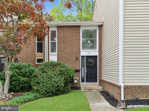 Townhouse For Sale - 391 Barton Run Boulevard<br/> MARLTON, NJ 08053