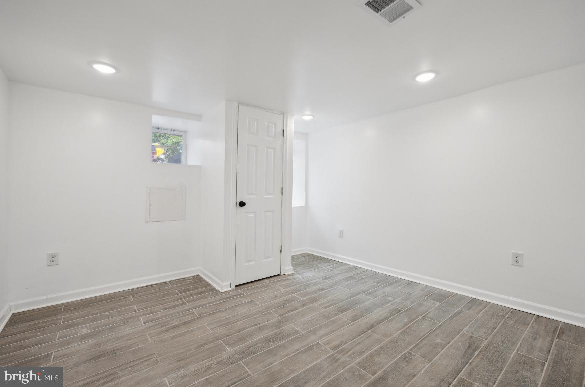 TEMPLE UNIVERSITY - Residential Income