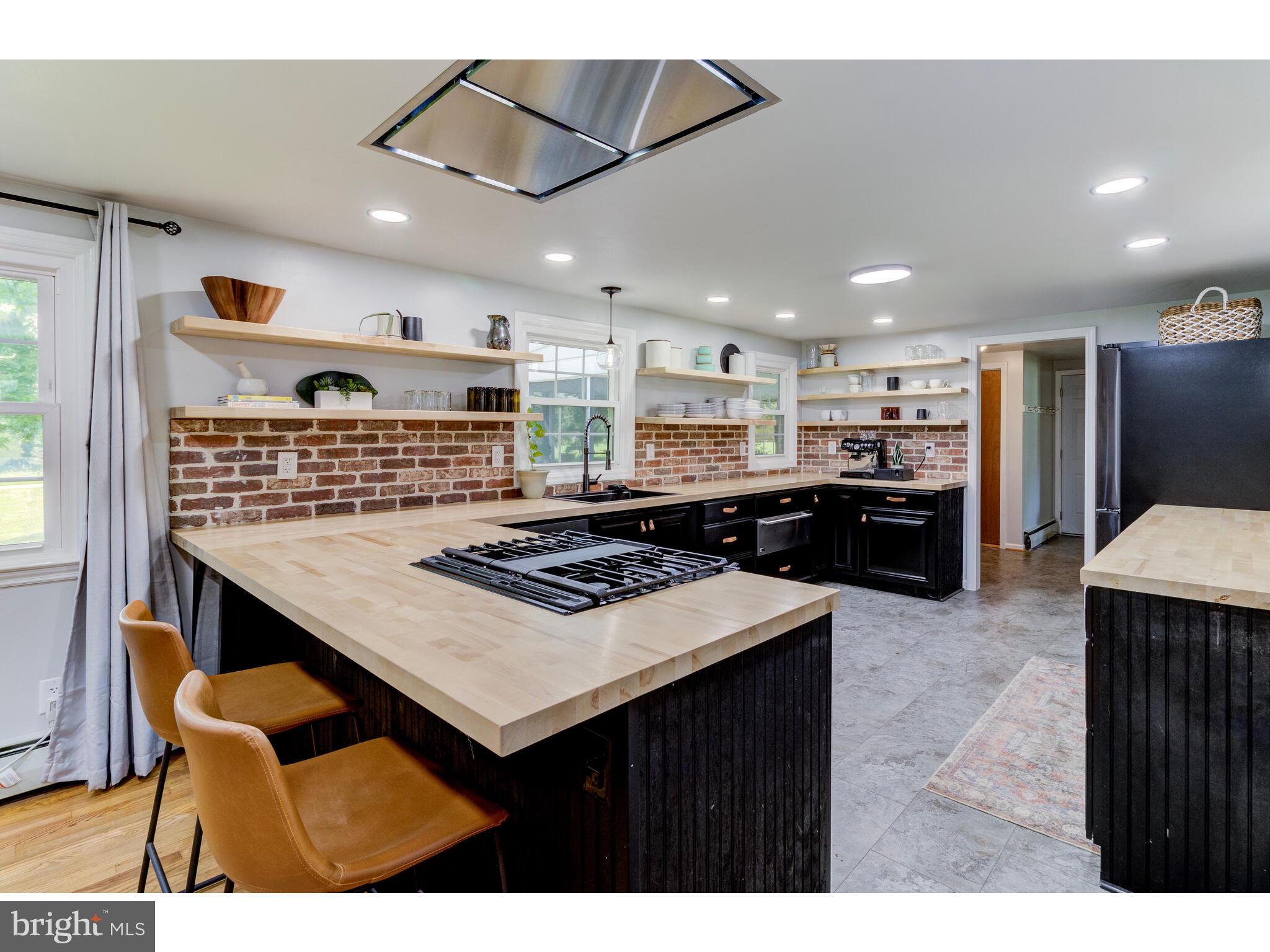 BUTTONWOOD FARMS - Residential