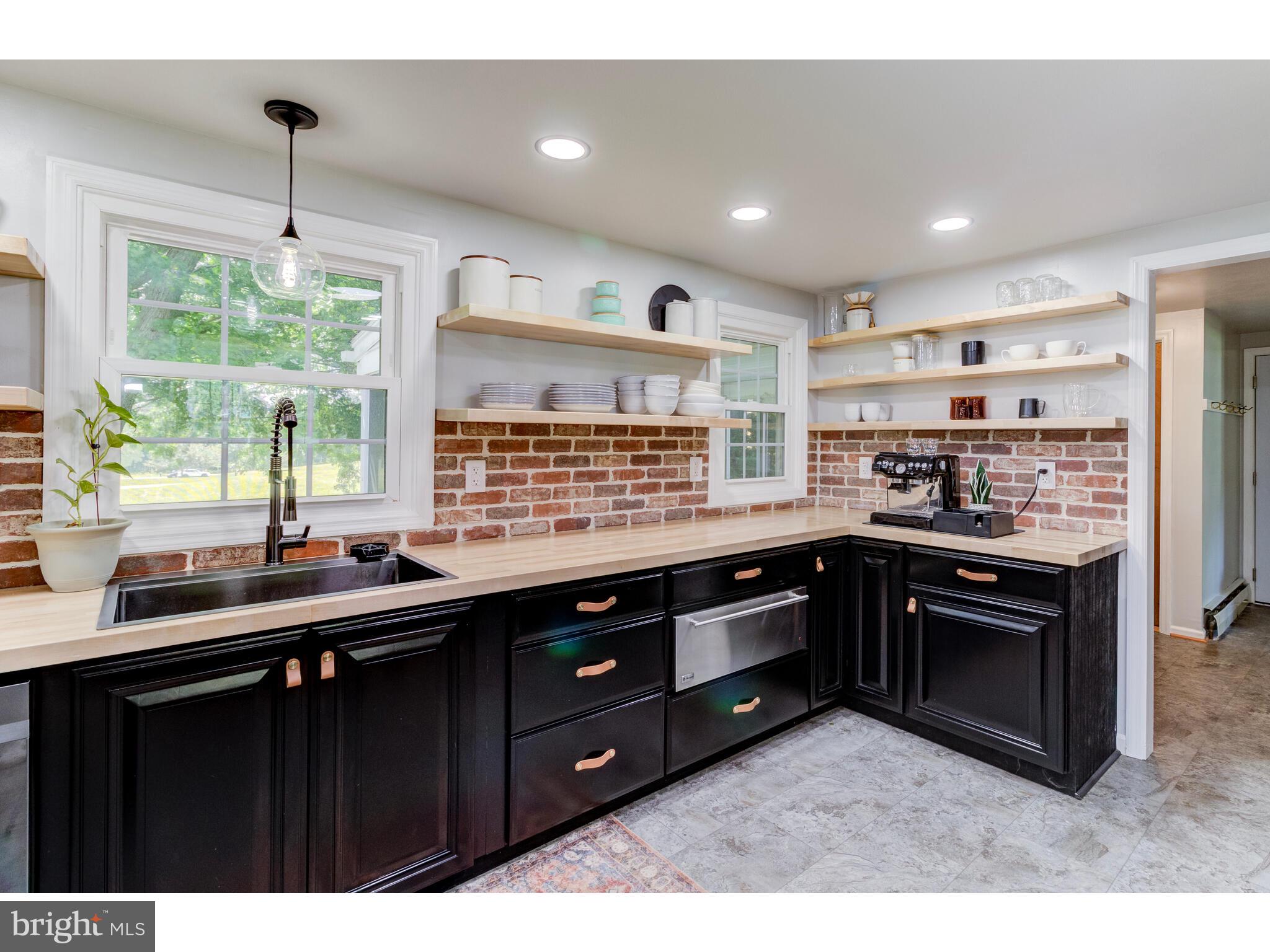 BUTTONWOOD FARMS - Residential