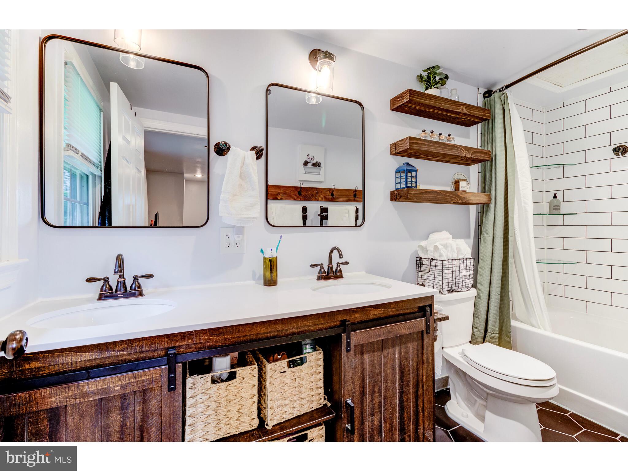 BUTTONWOOD FARMS - Residential