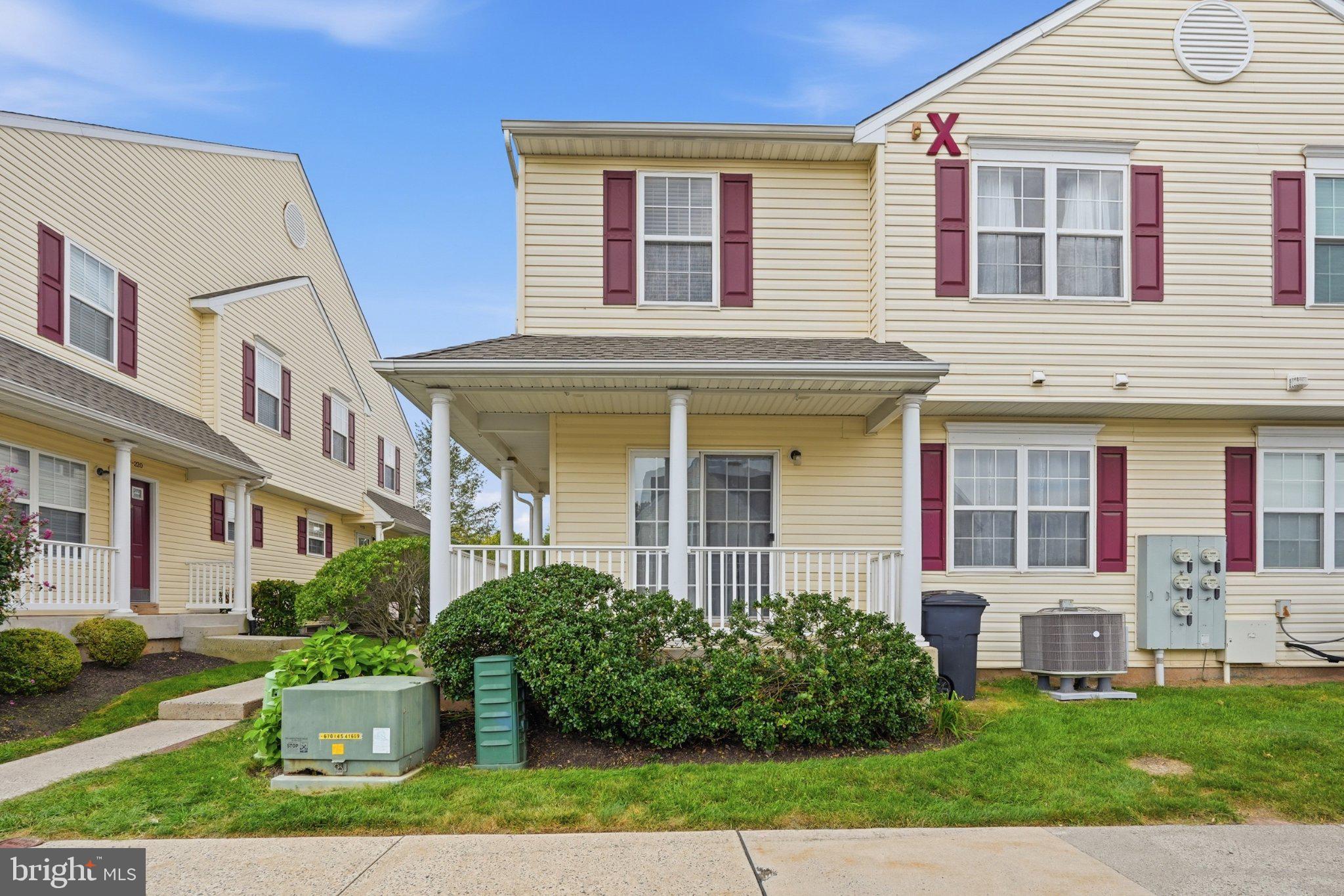 221 PRAIRIE COURT 221