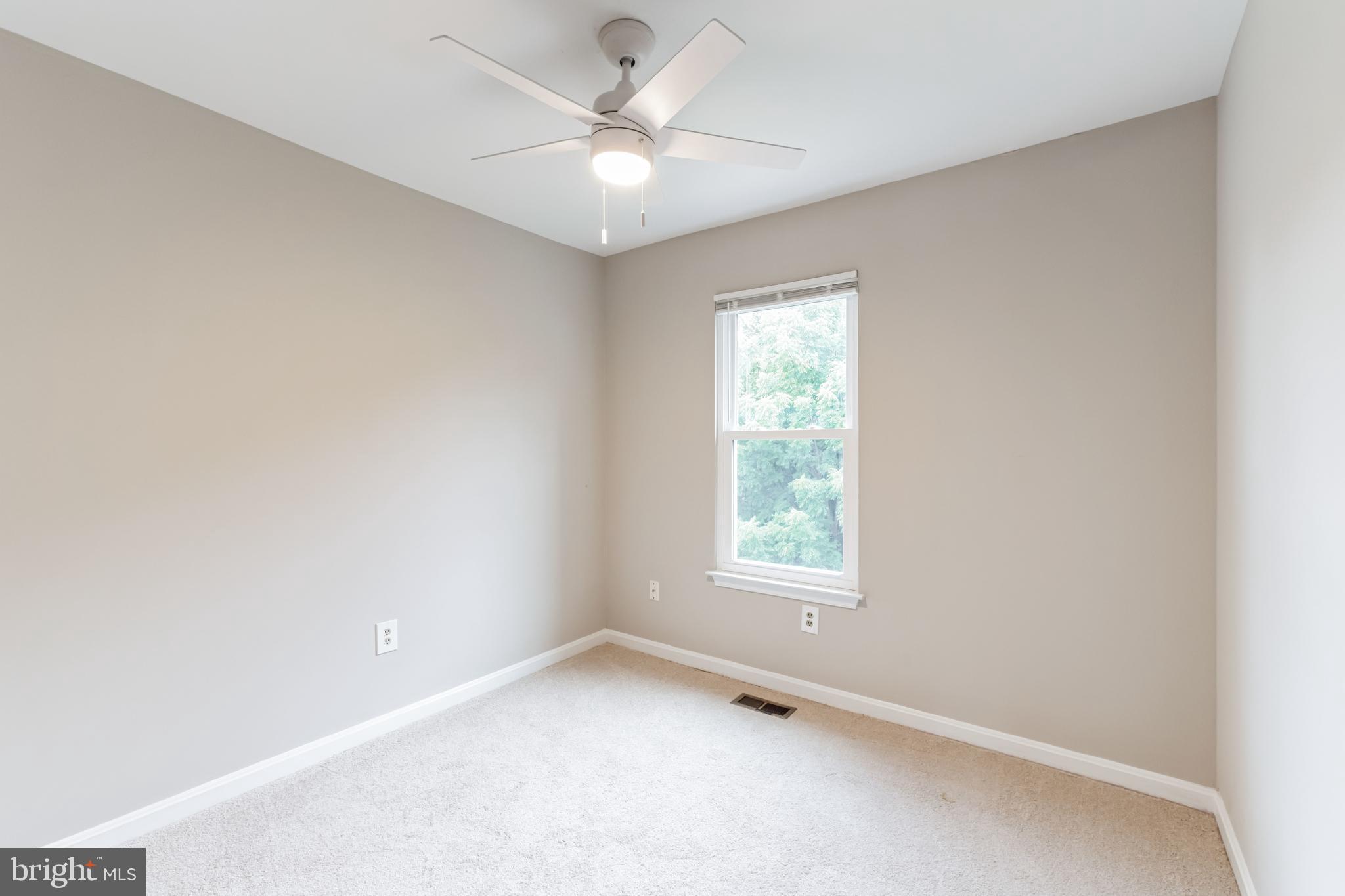 GREENHILLS - Residential