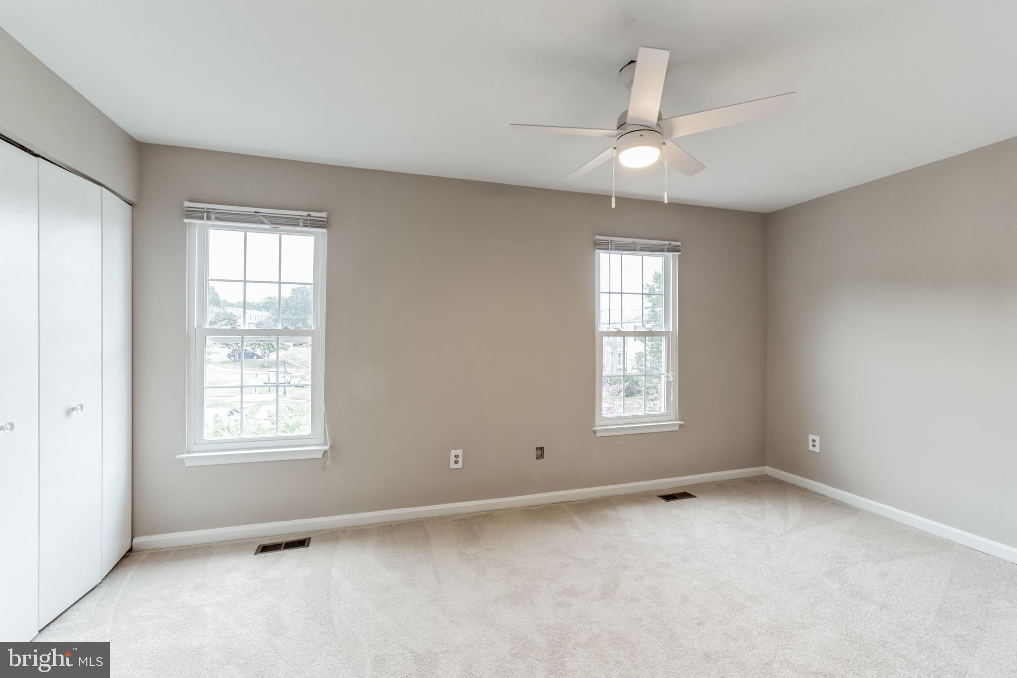 GREENHILLS - Residential