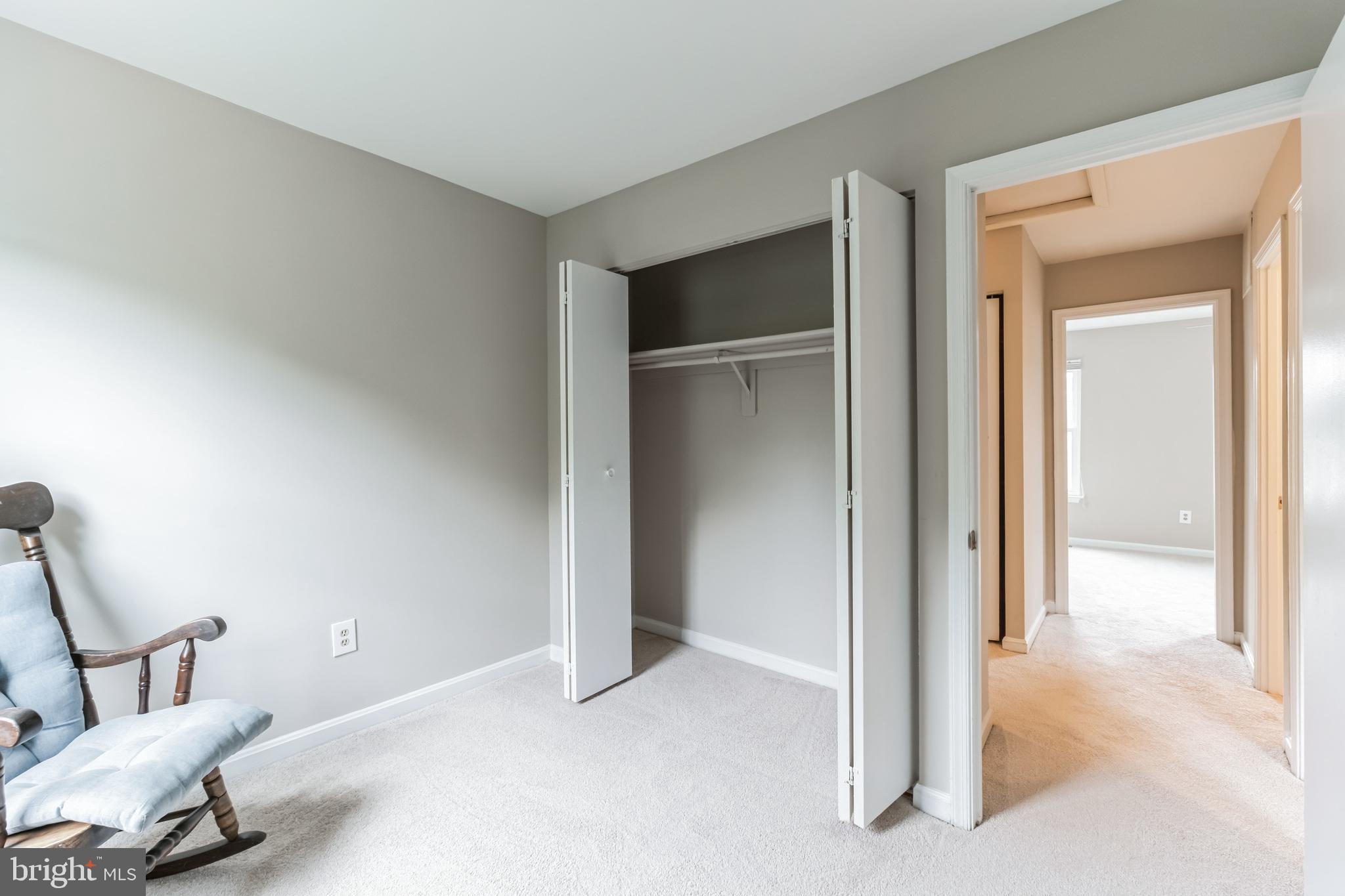 GREENHILLS - Residential