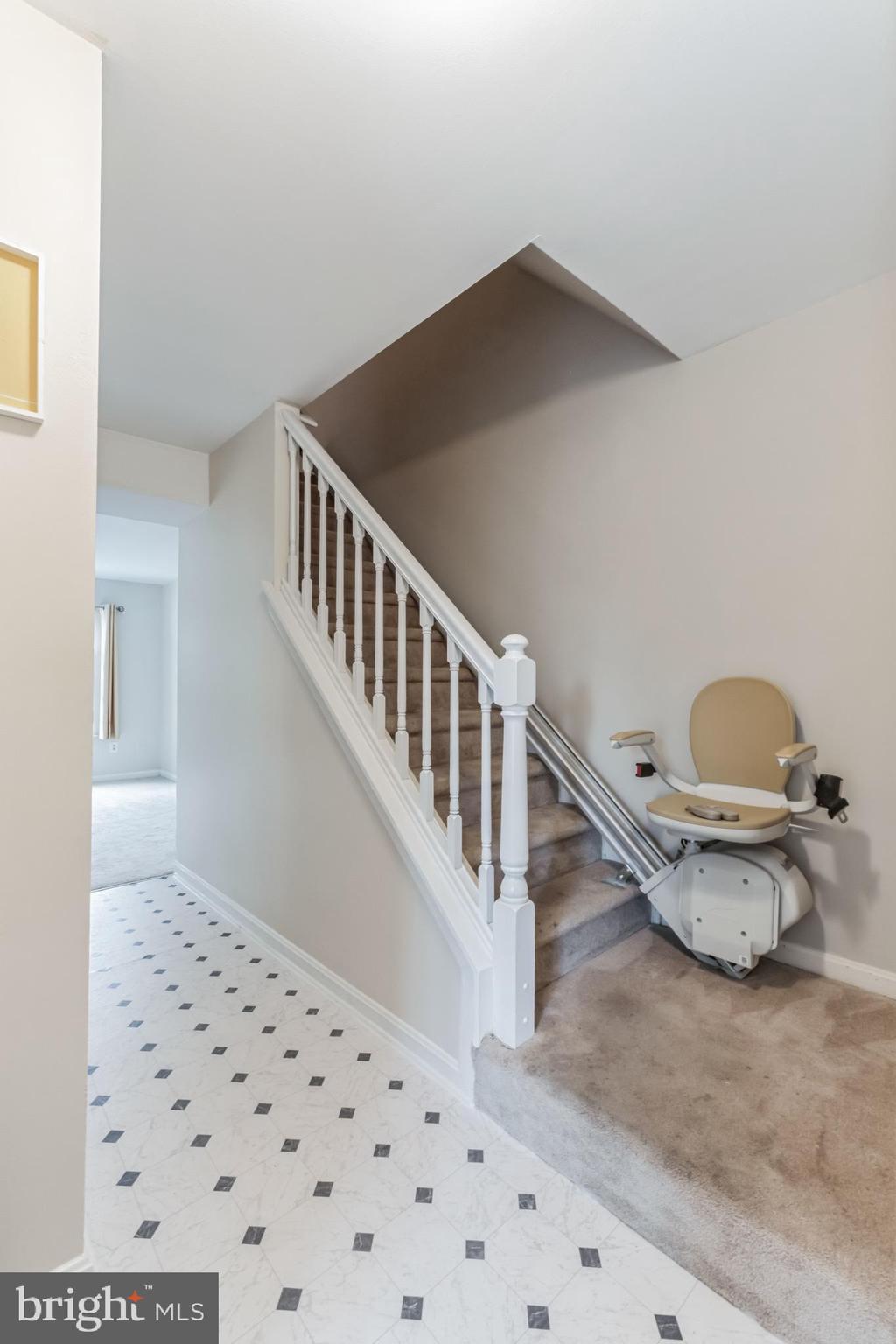 GREENHILLS - Residential