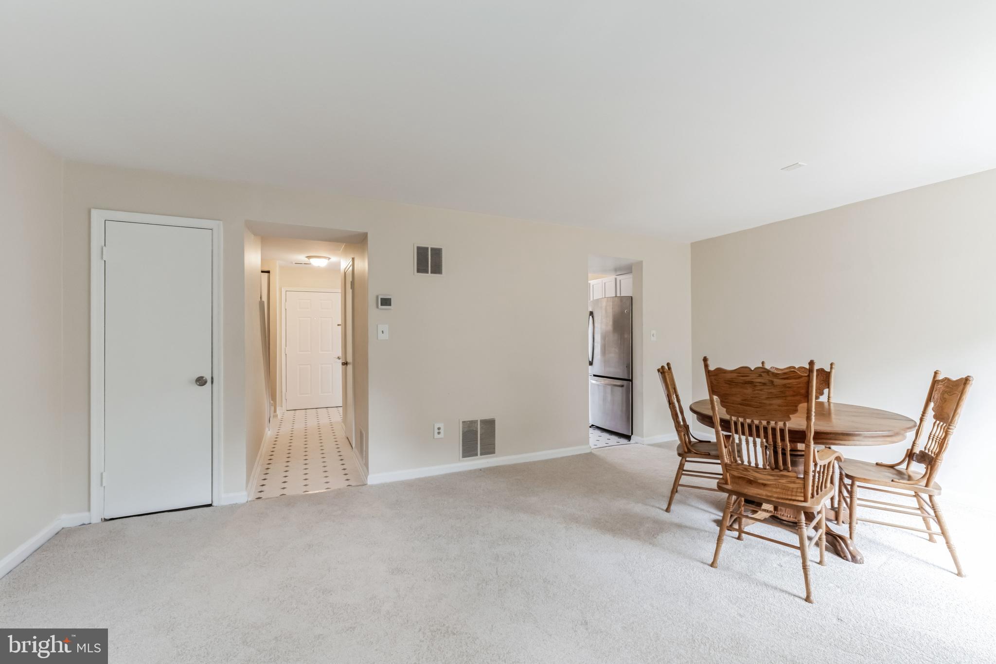 GREENHILLS - Residential