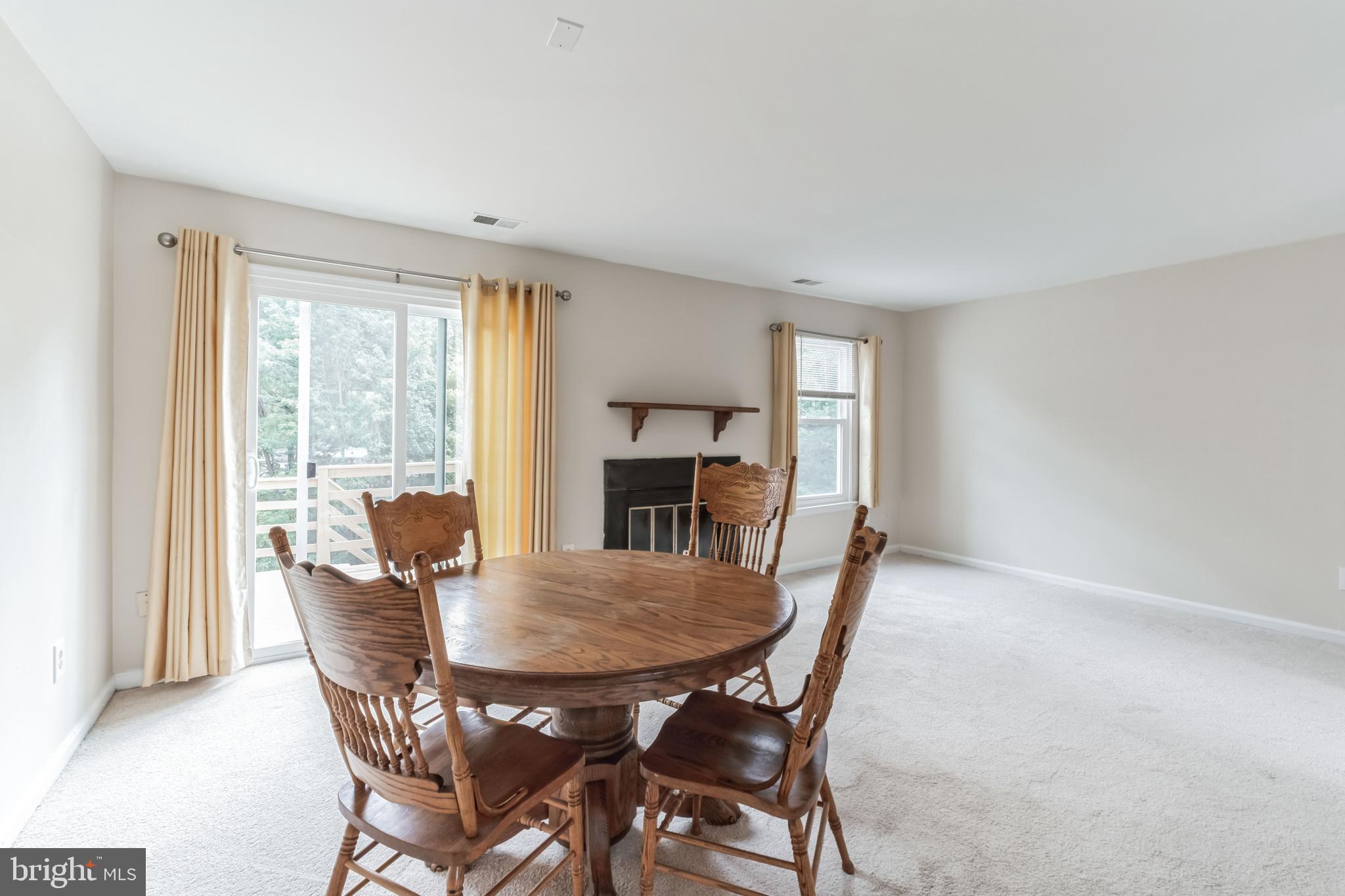 GREENHILLS - Residential