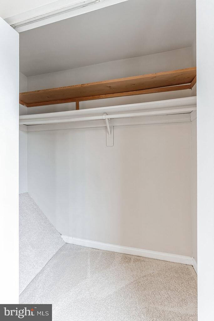 GREENHILLS - Residential