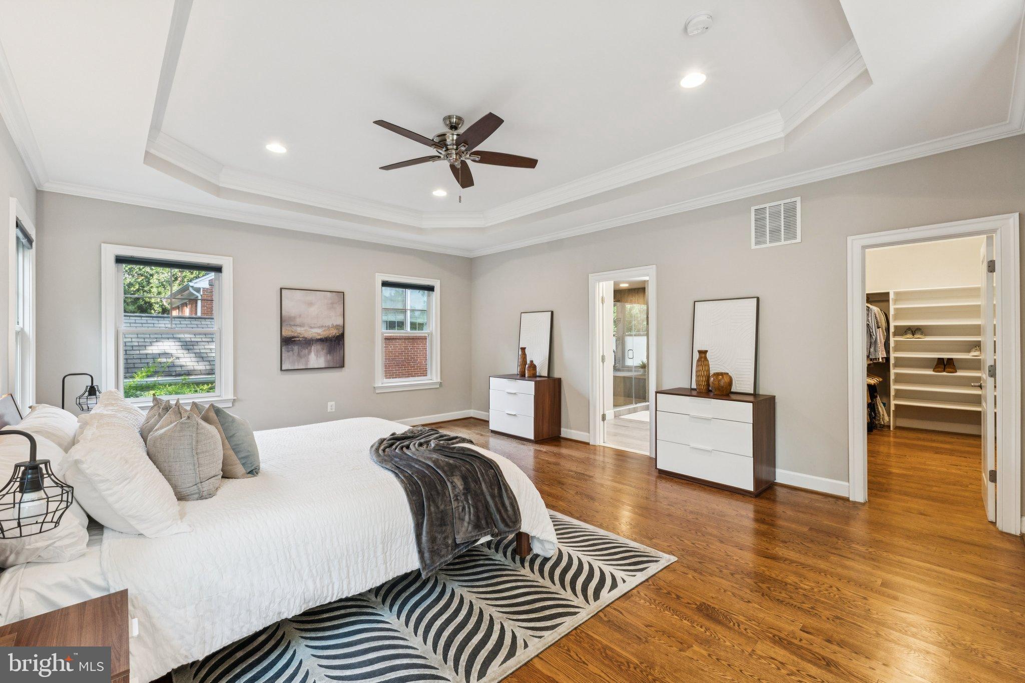 LEE HEIGHTS - Residential