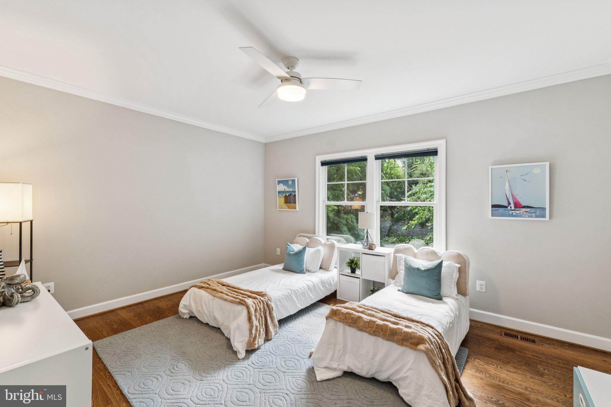 LEE HEIGHTS - Residential