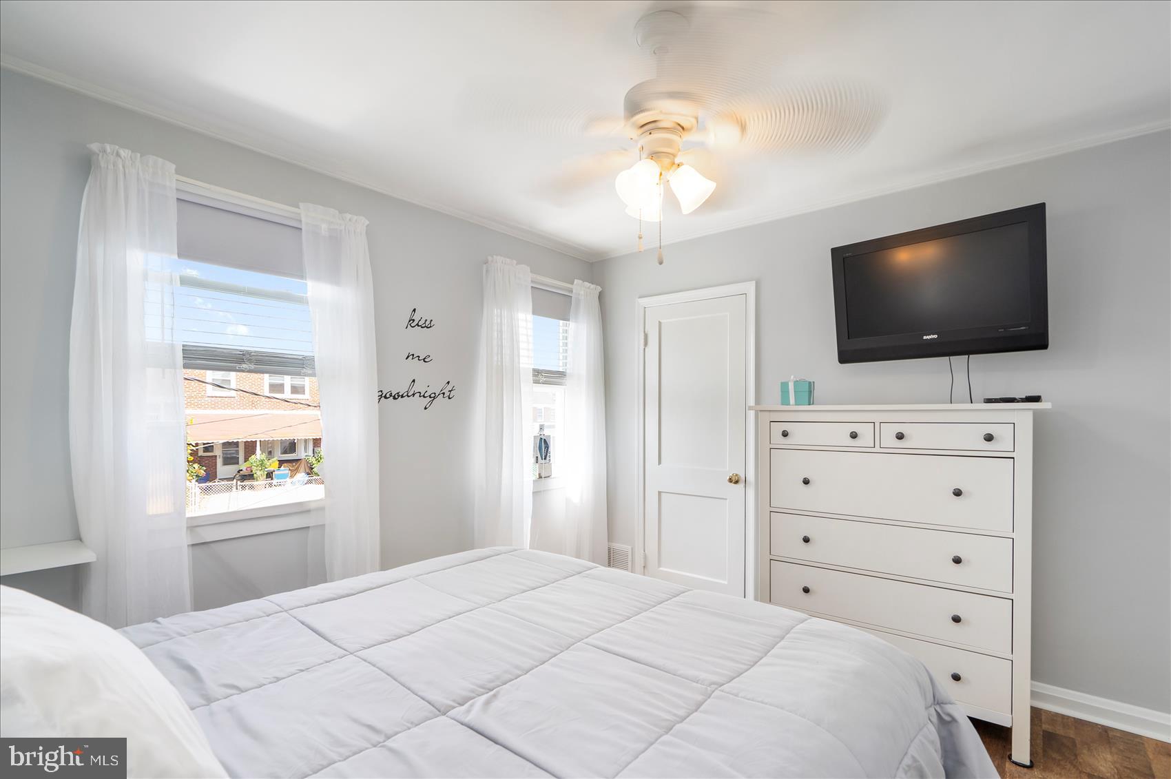 EASTWOOD - Residential