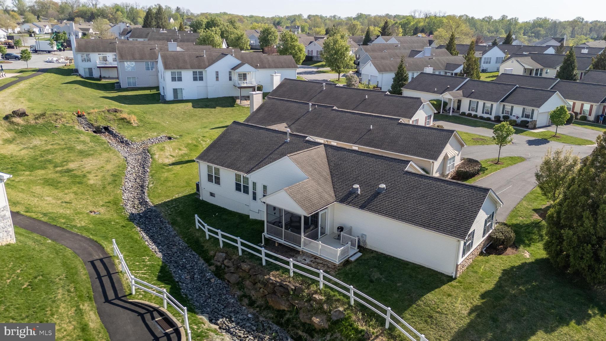 FOX HILL FARM - Residential