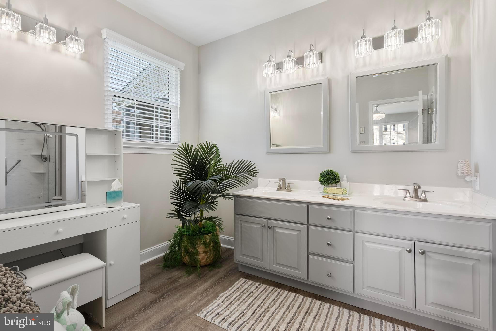 FOX HILL FARM - Residential