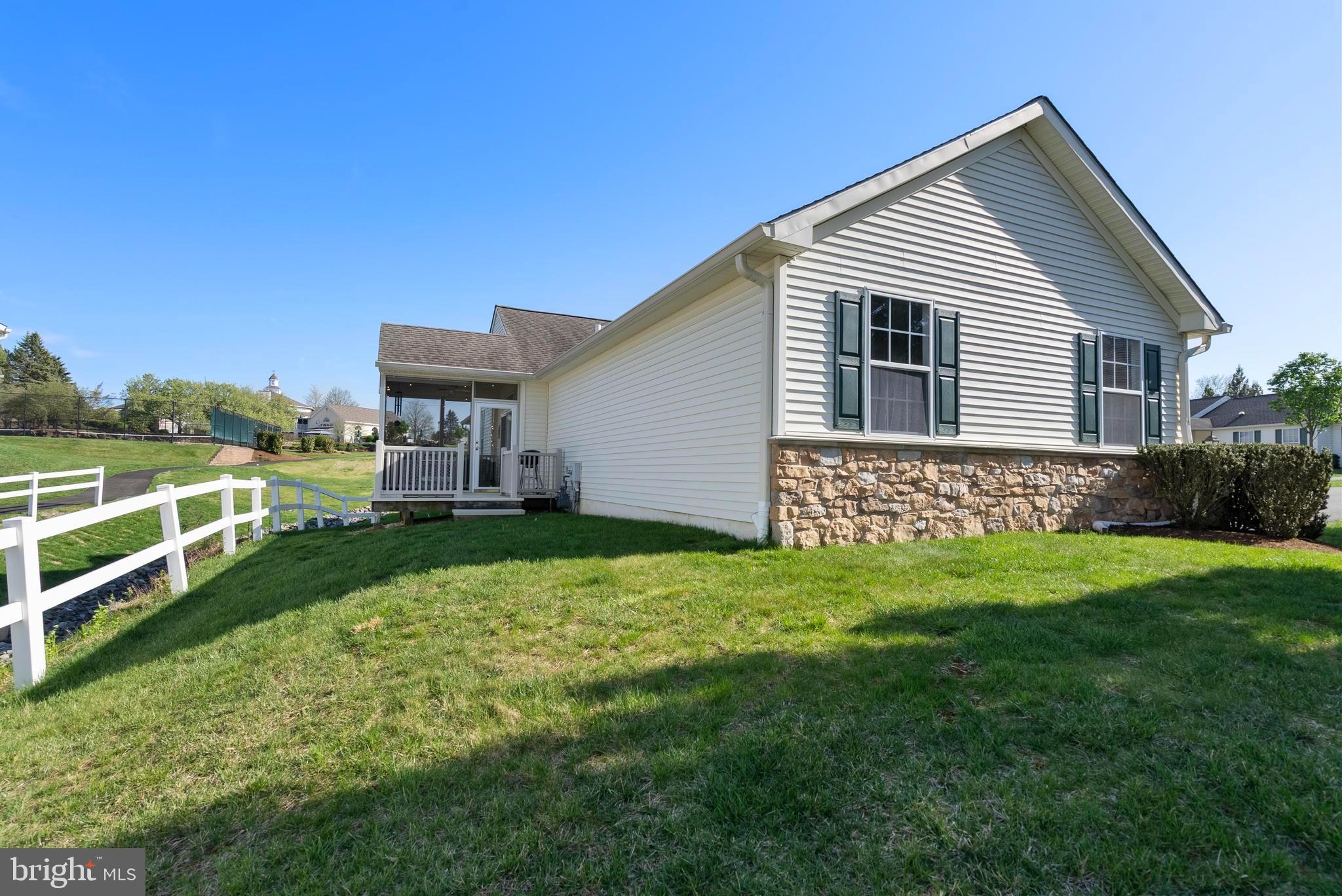 FOX HILL FARM - Residential