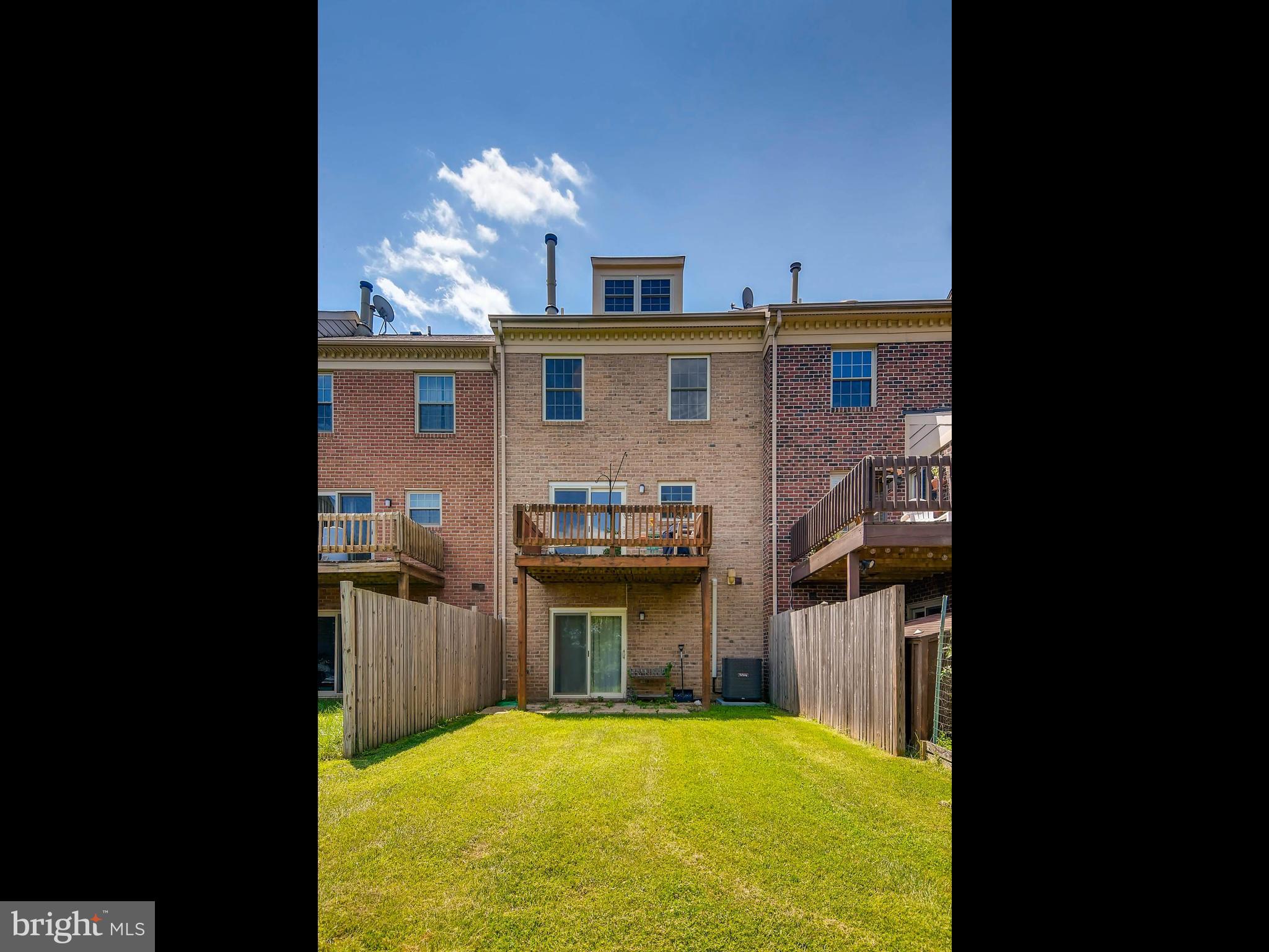 LOVETON FARMS - Residential