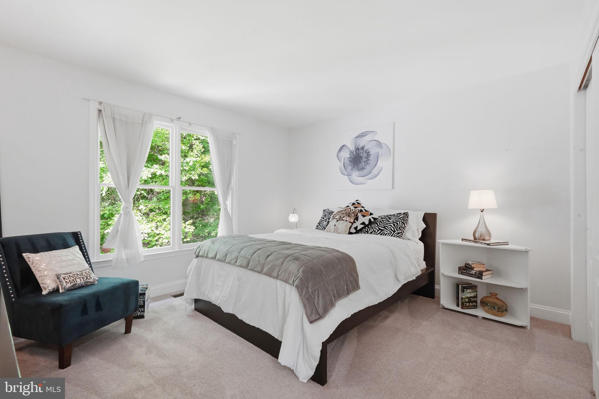 ROSE TREE ESTS - Residential