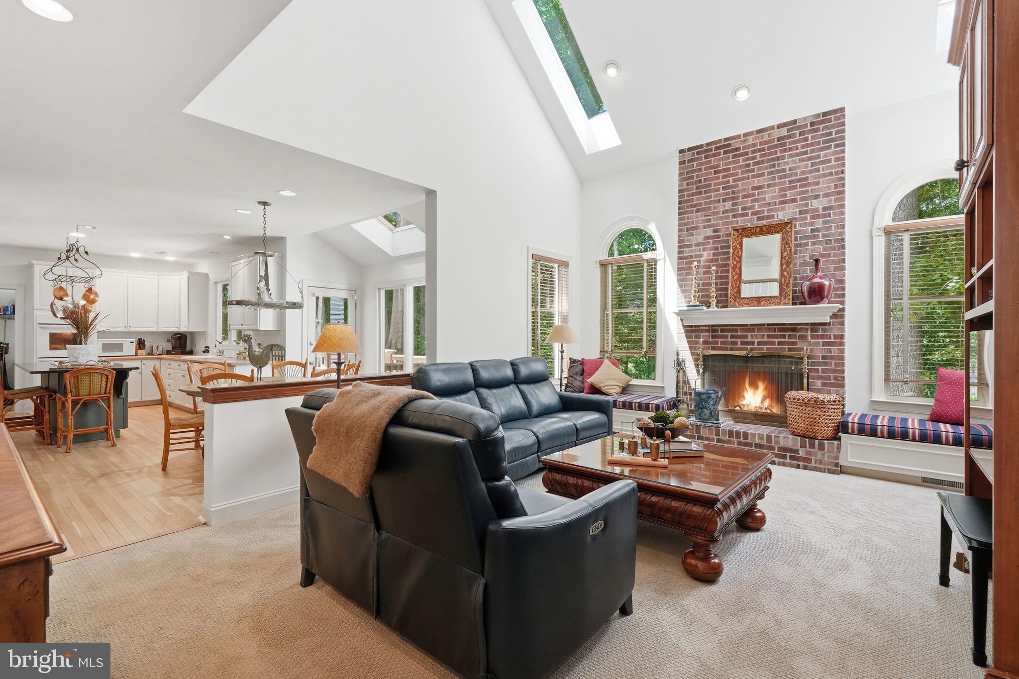 ROSE TREE ESTS - Residential