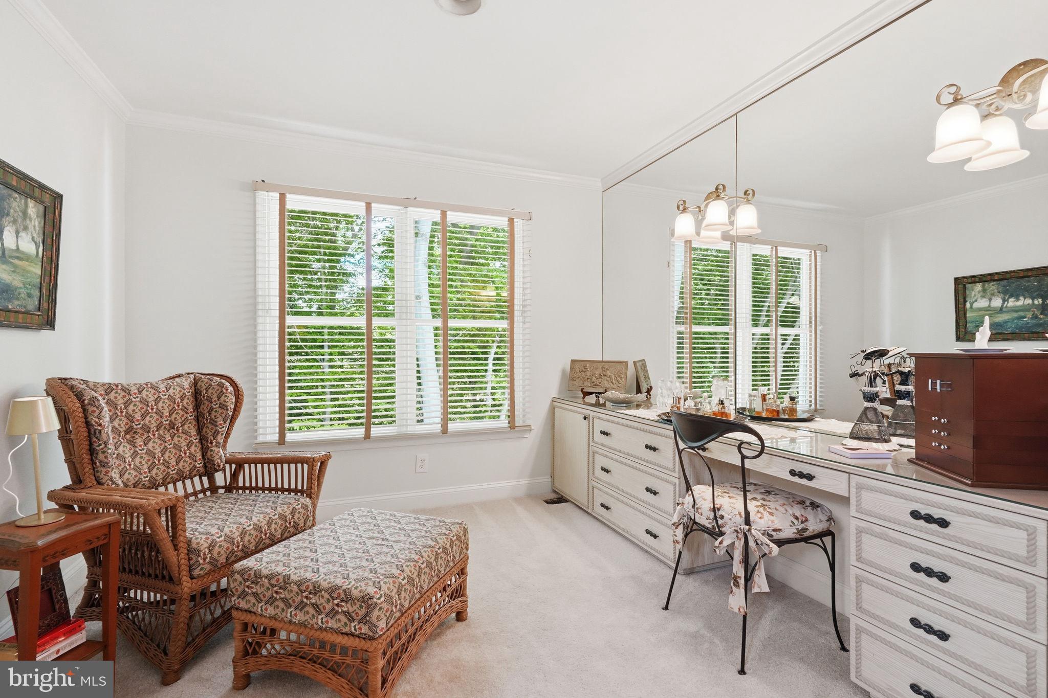 ROSE TREE ESTS - Residential