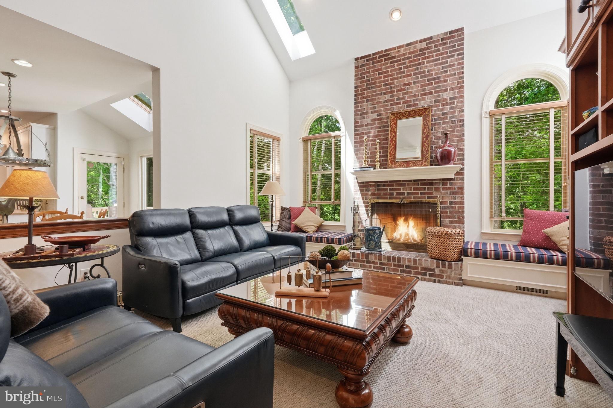 ROSE TREE ESTS - Residential