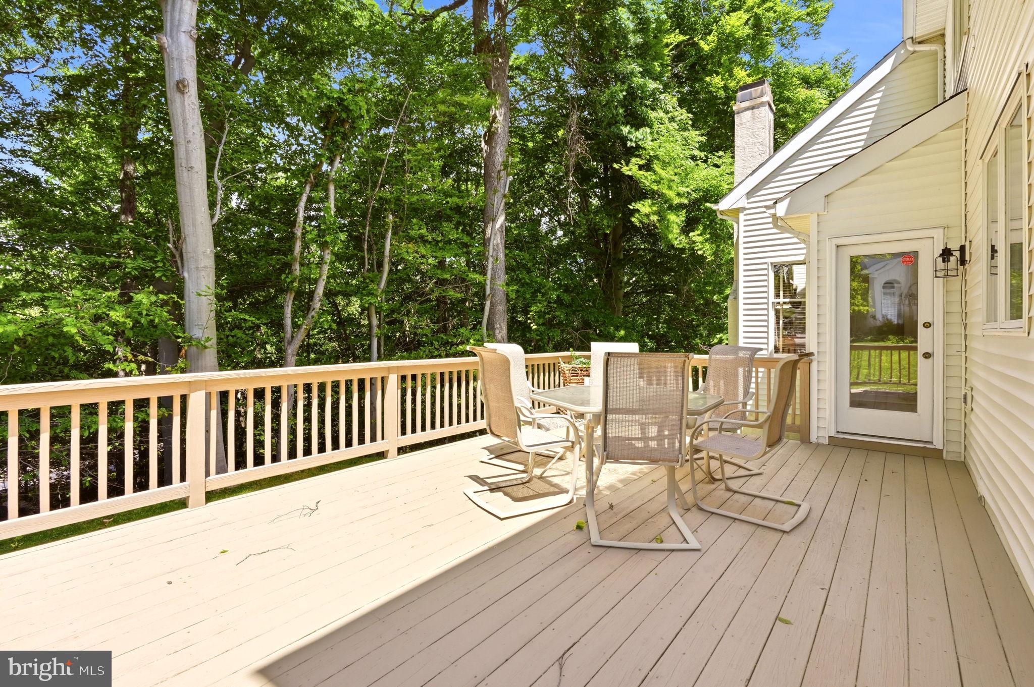 ROSE TREE ESTS - Residential