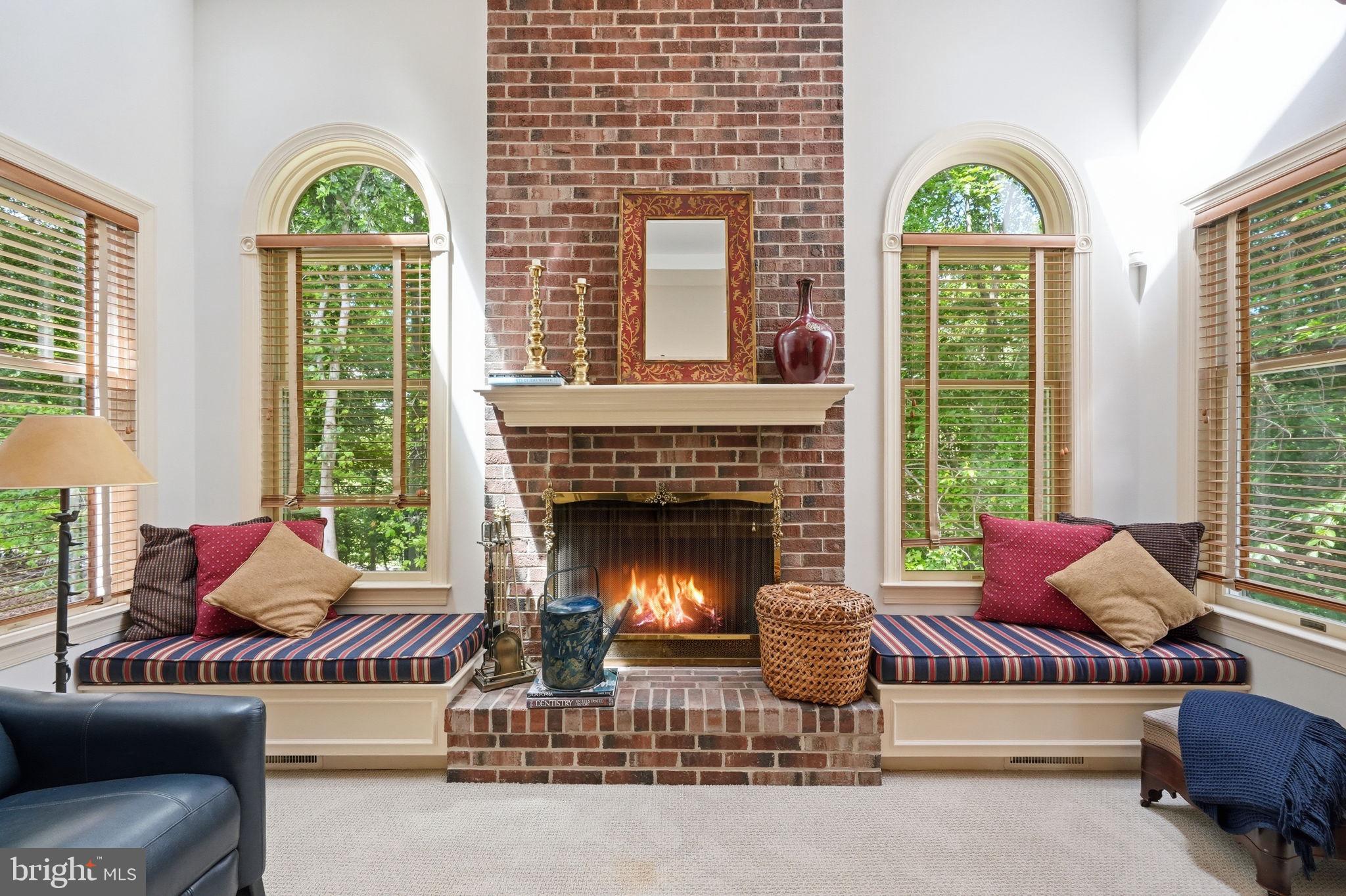 ROSE TREE ESTS - Residential