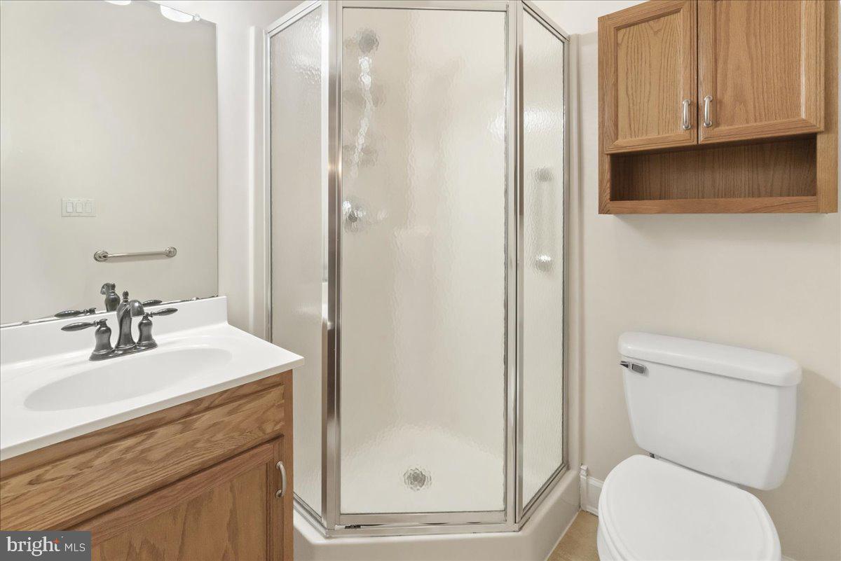 SUMMERLAND MANOR - Residential