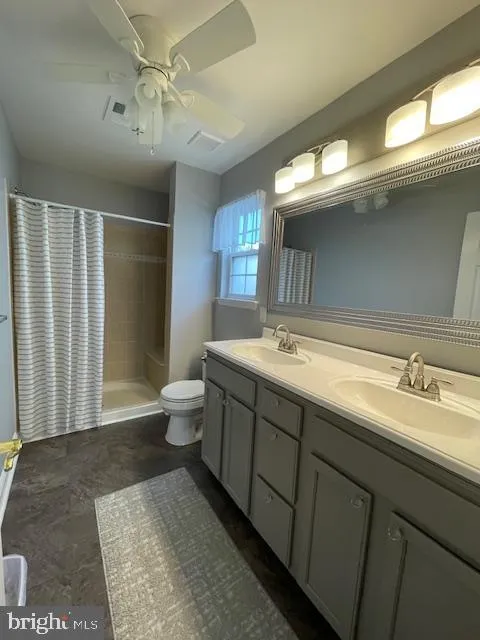 Swedesboro, New Jersey 08085, United States, 2 Bedrooms Bedrooms, ,2 BathroomsBathrooms,Residential,Active,237189