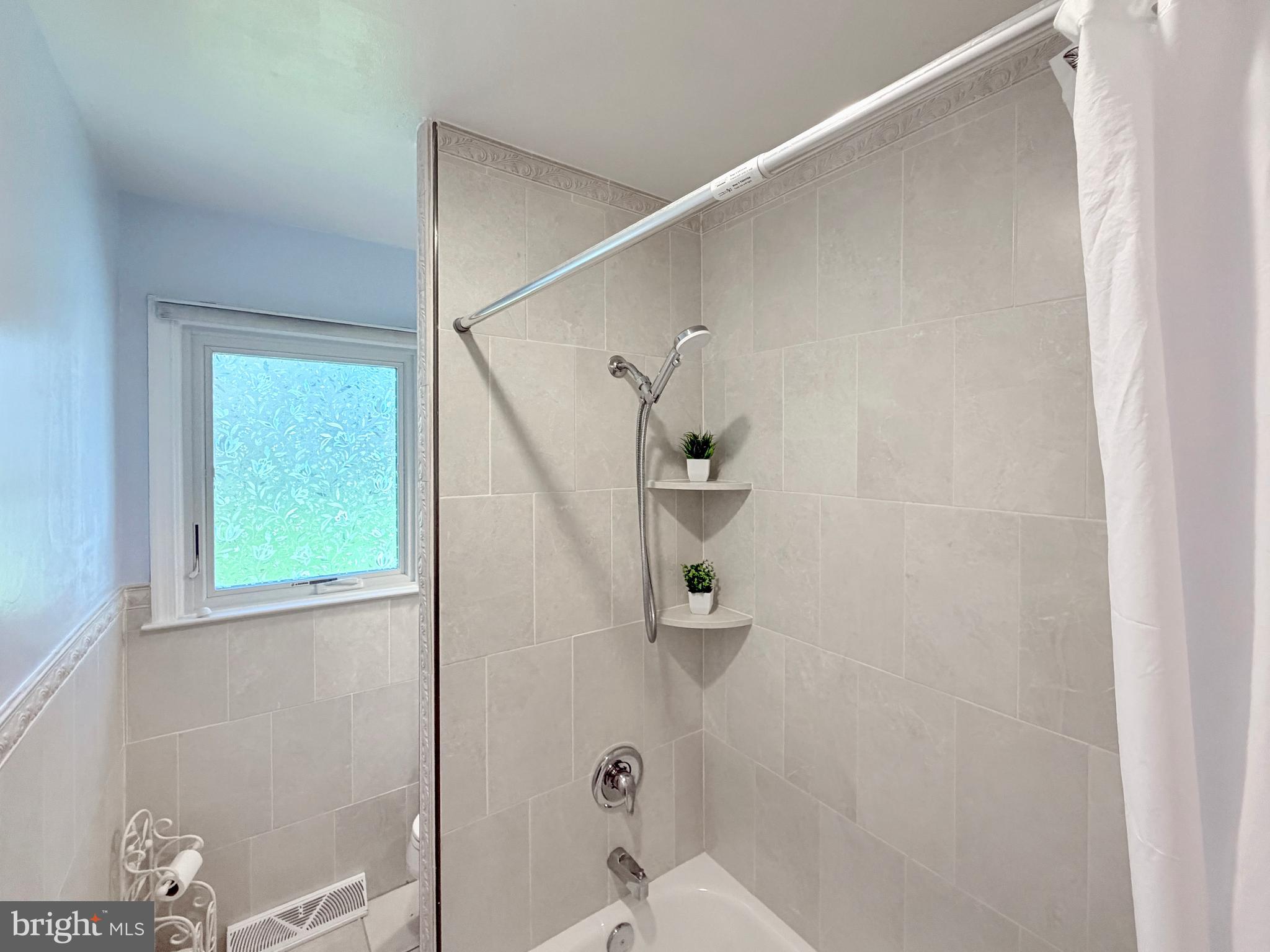 GLEN OAK - Residential