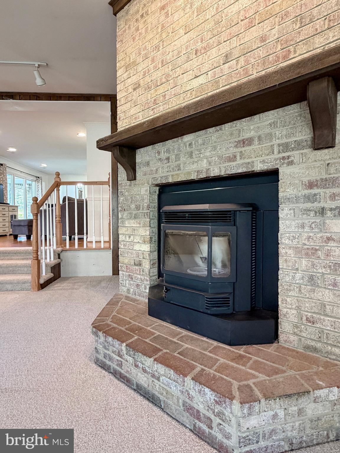 GLEN OAK - Residential