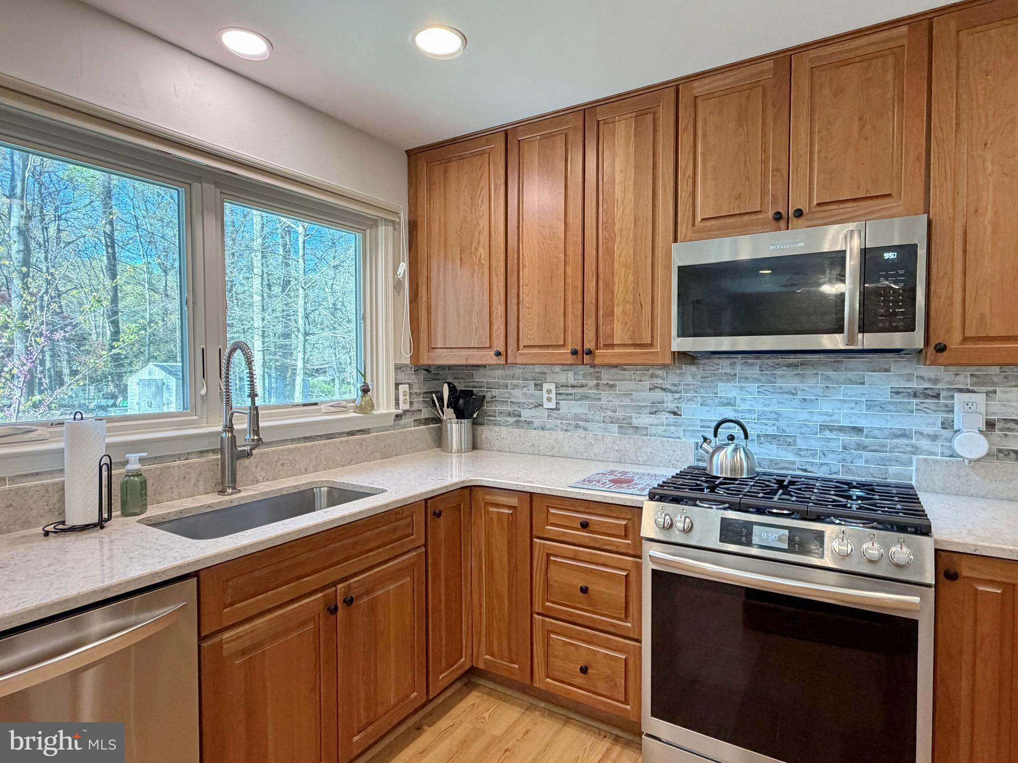 GLEN OAK - Residential