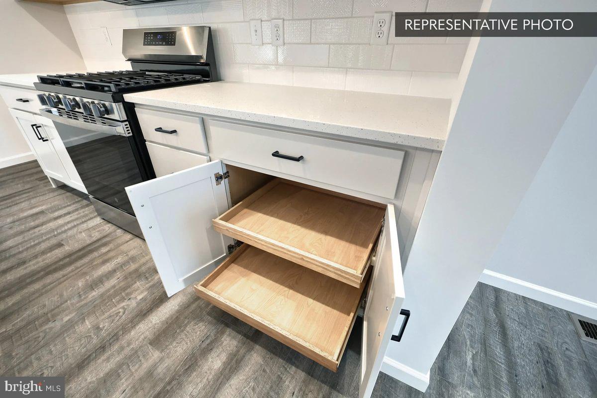 HILLS AT VALLEY VIEW - Residential