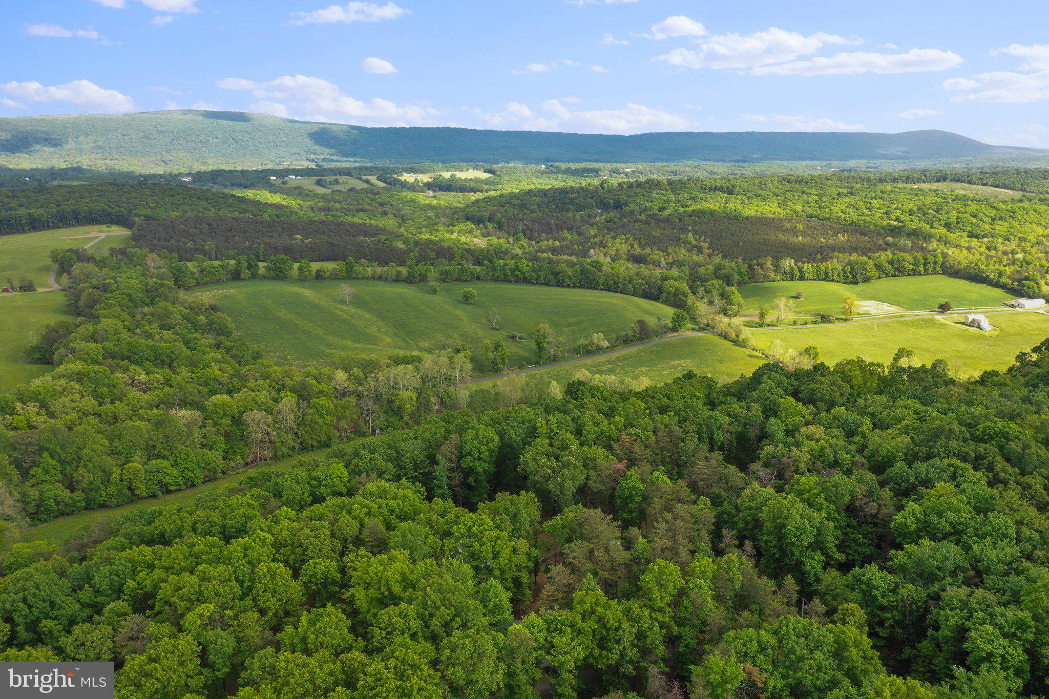 SLEEPY CREEK FARMS - Residential