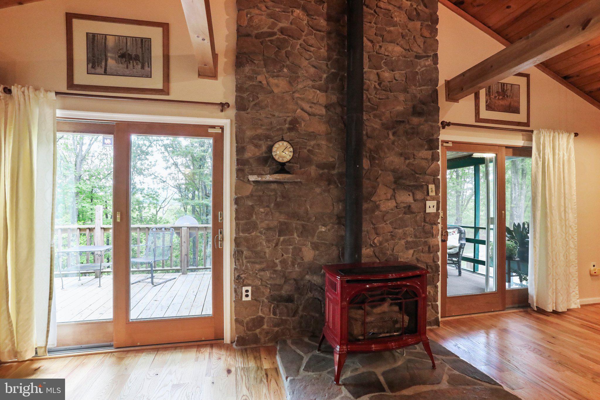 SLEEPY CREEK FARMS - Residential