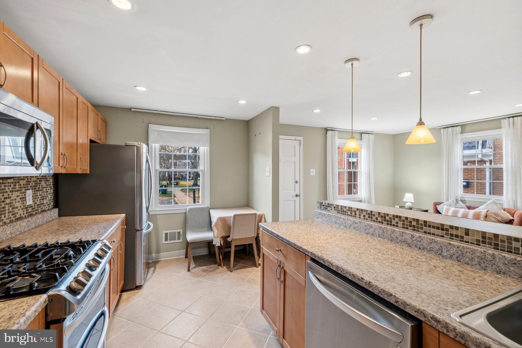 PINEWOOD HILL - Residential